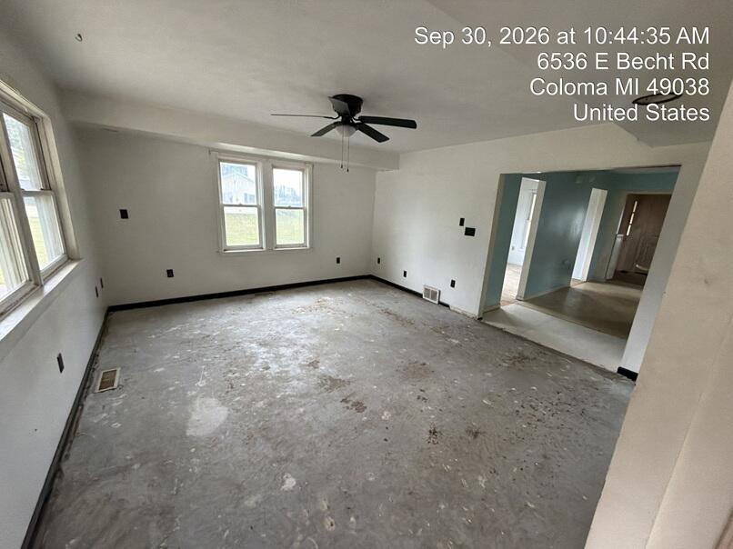 6536 E Becht Road Coloma MI 49038