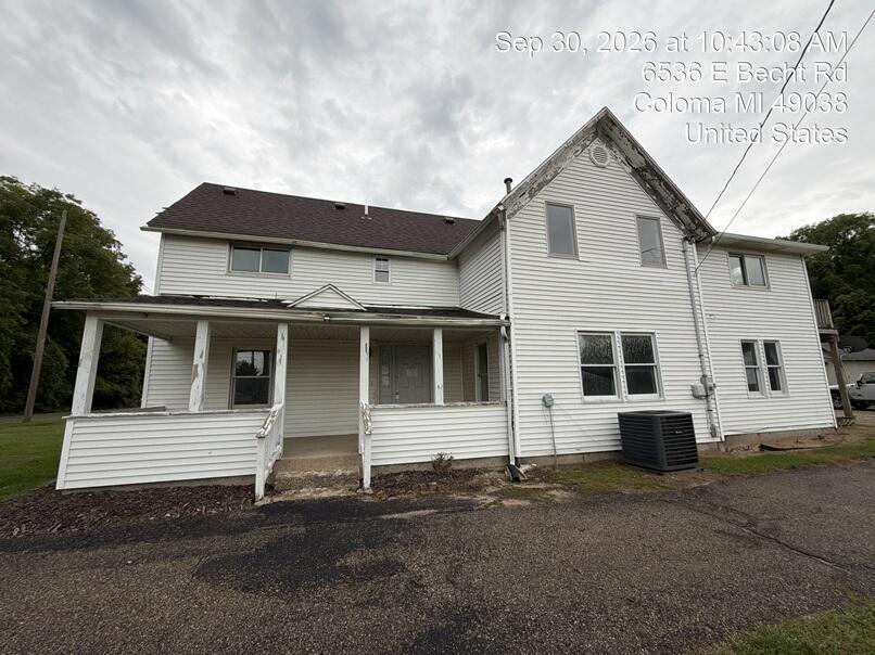 6536 E Becht Road Coloma MI 49038