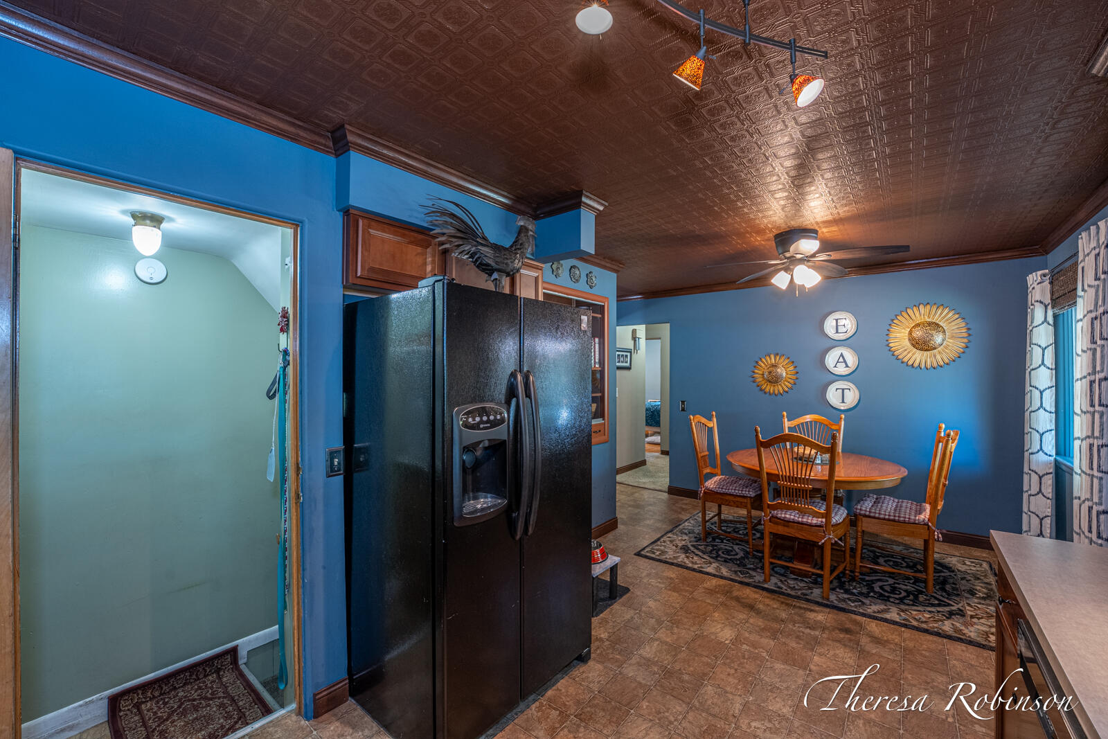 921 Burke Avenue NE Grand Rapids MI 49503