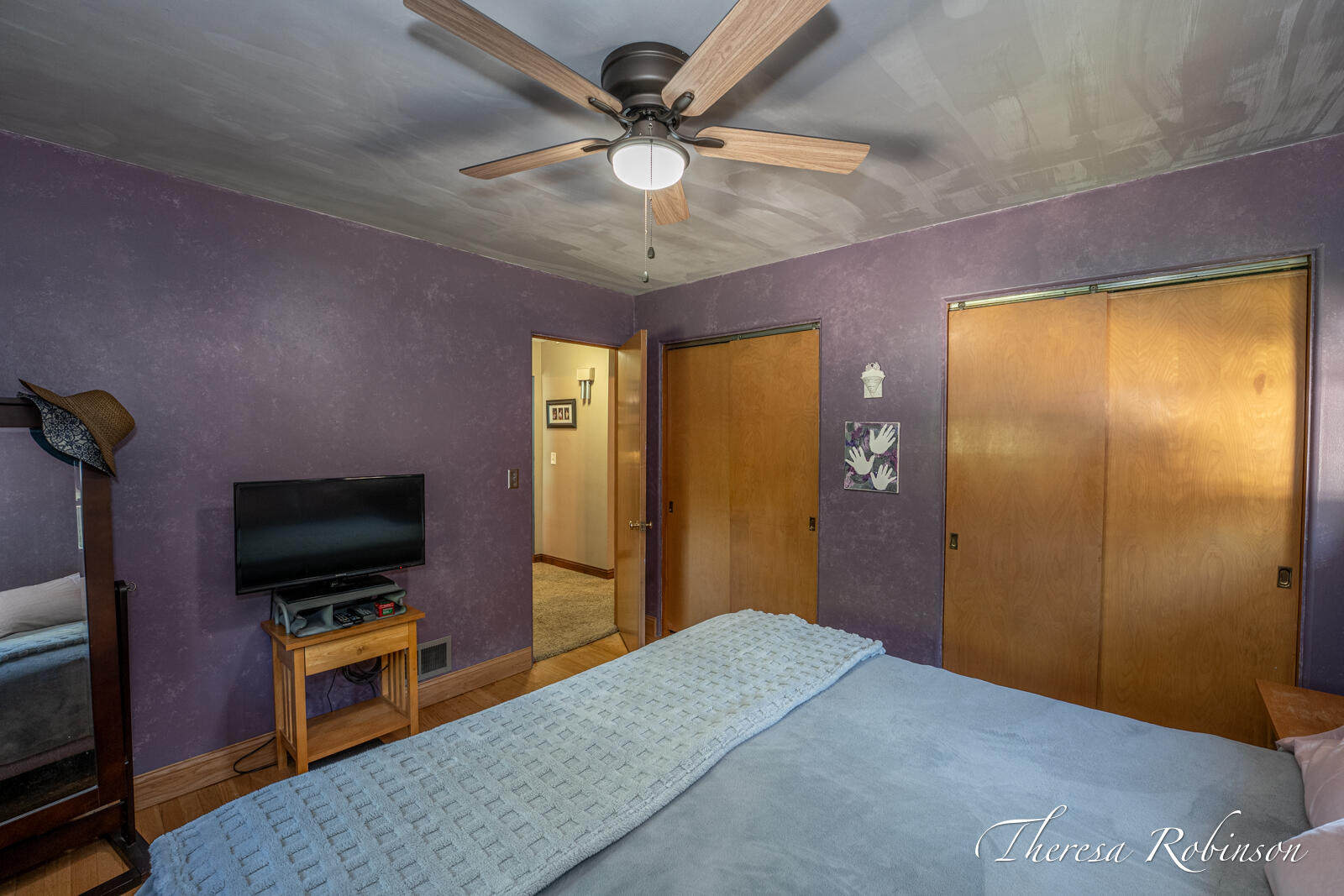 921 Burke Avenue NE Grand Rapids MI 49503