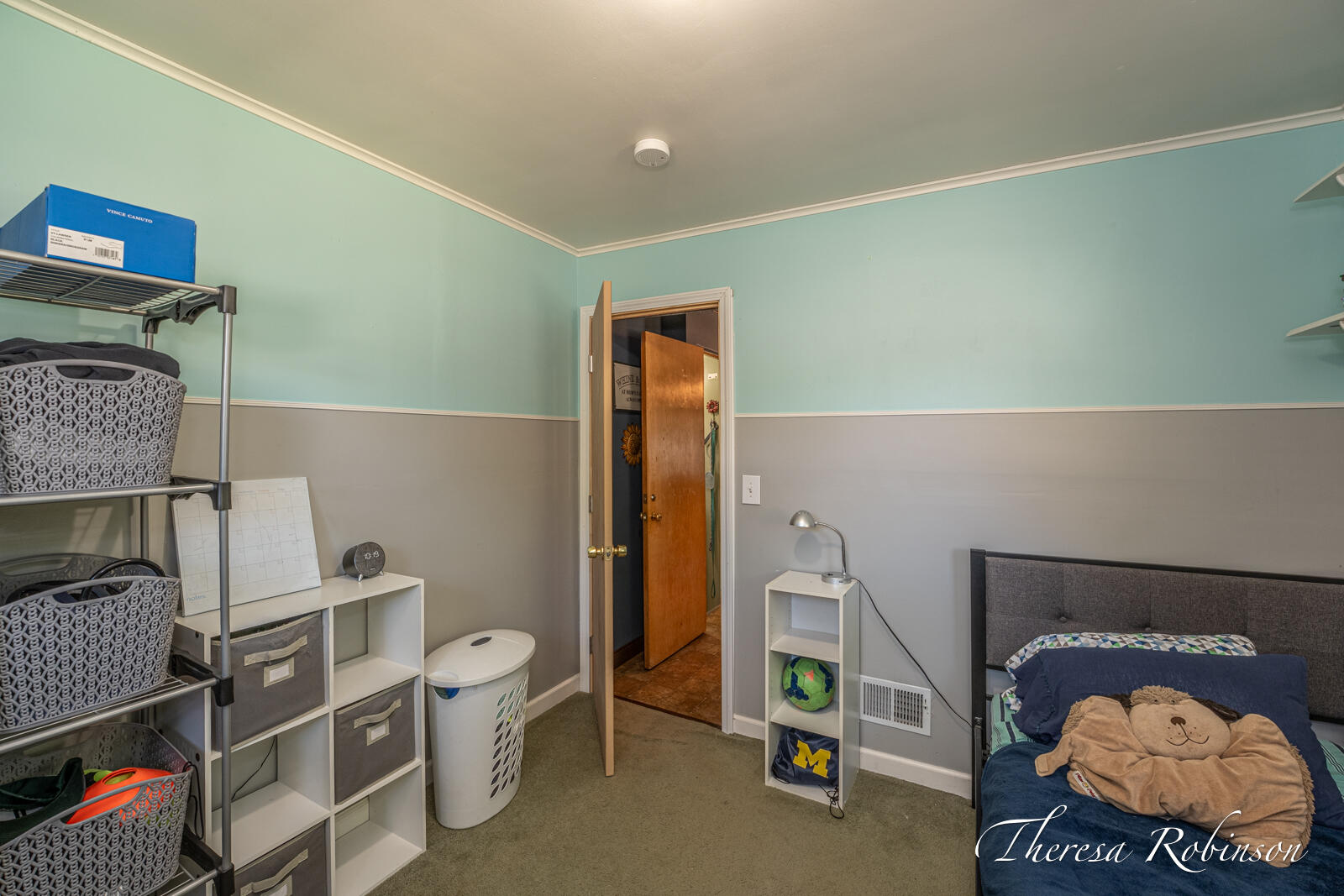 921 Burke Avenue NE Grand Rapids MI 49503