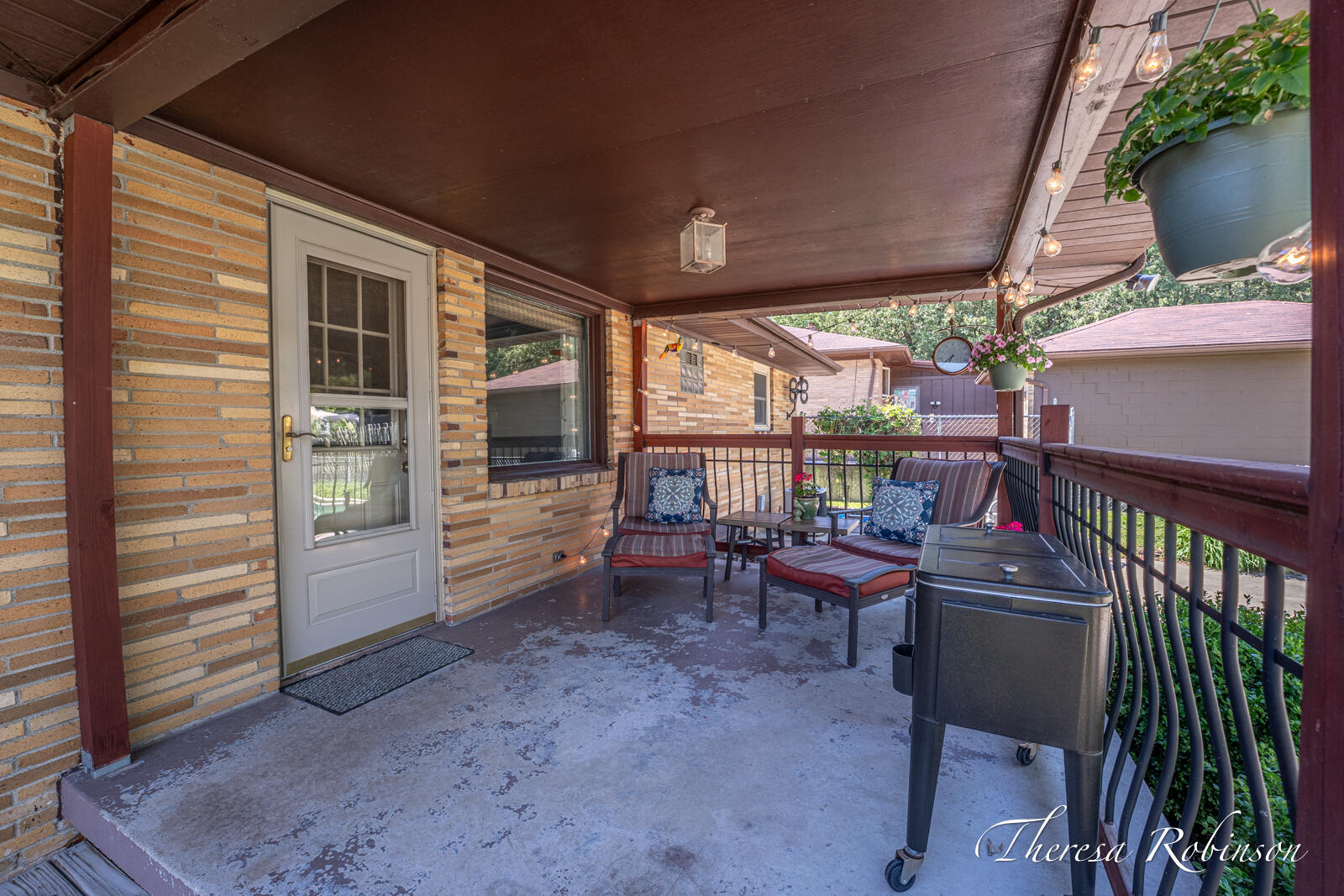 921 Burke Avenue NE Grand Rapids MI 49503
