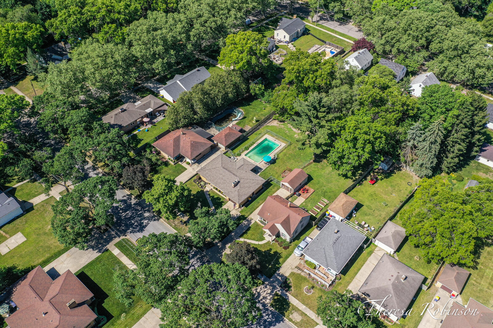 921 Burke Avenue NE Grand Rapids MI 49503