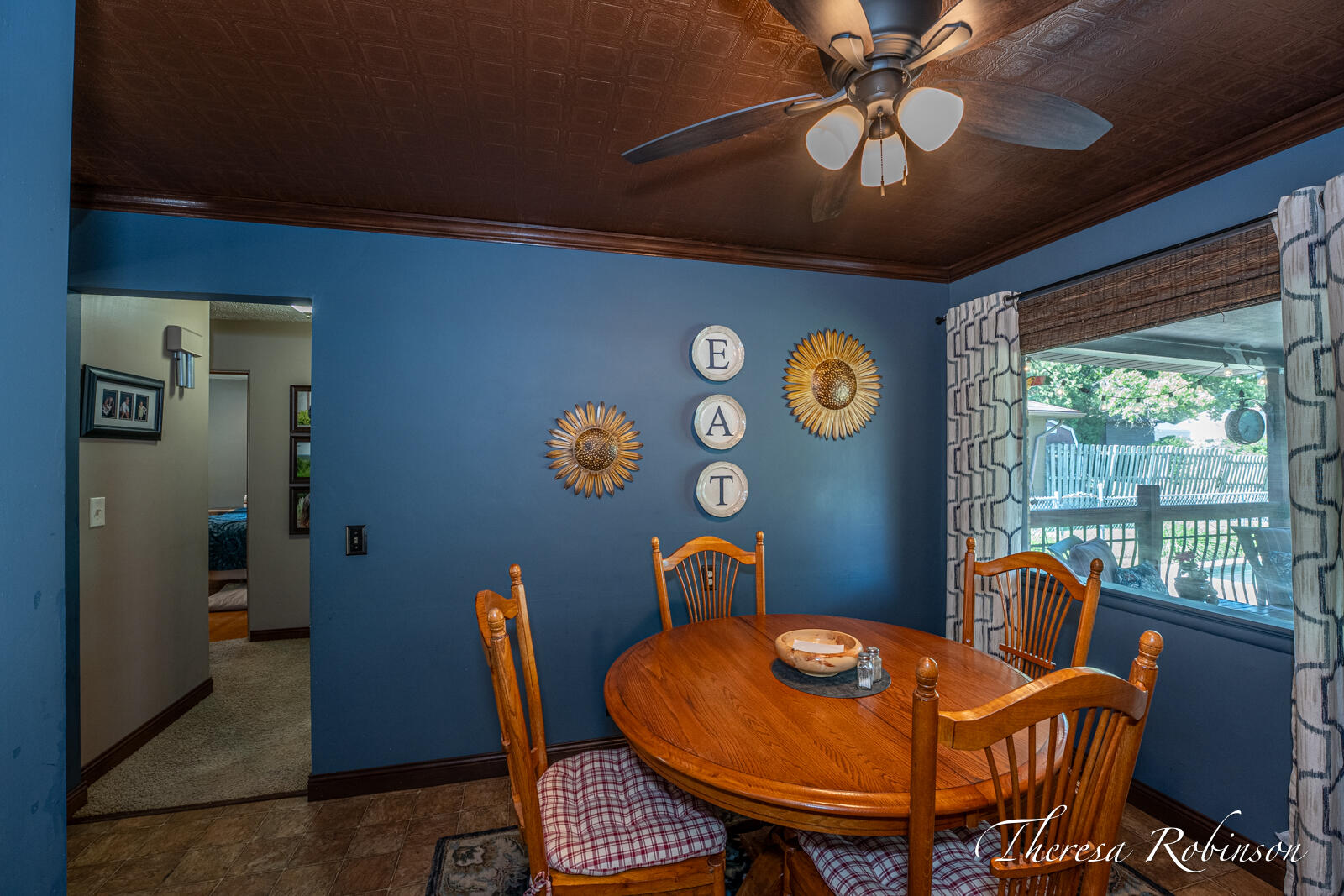 921 Burke Avenue NE Grand Rapids MI 49503