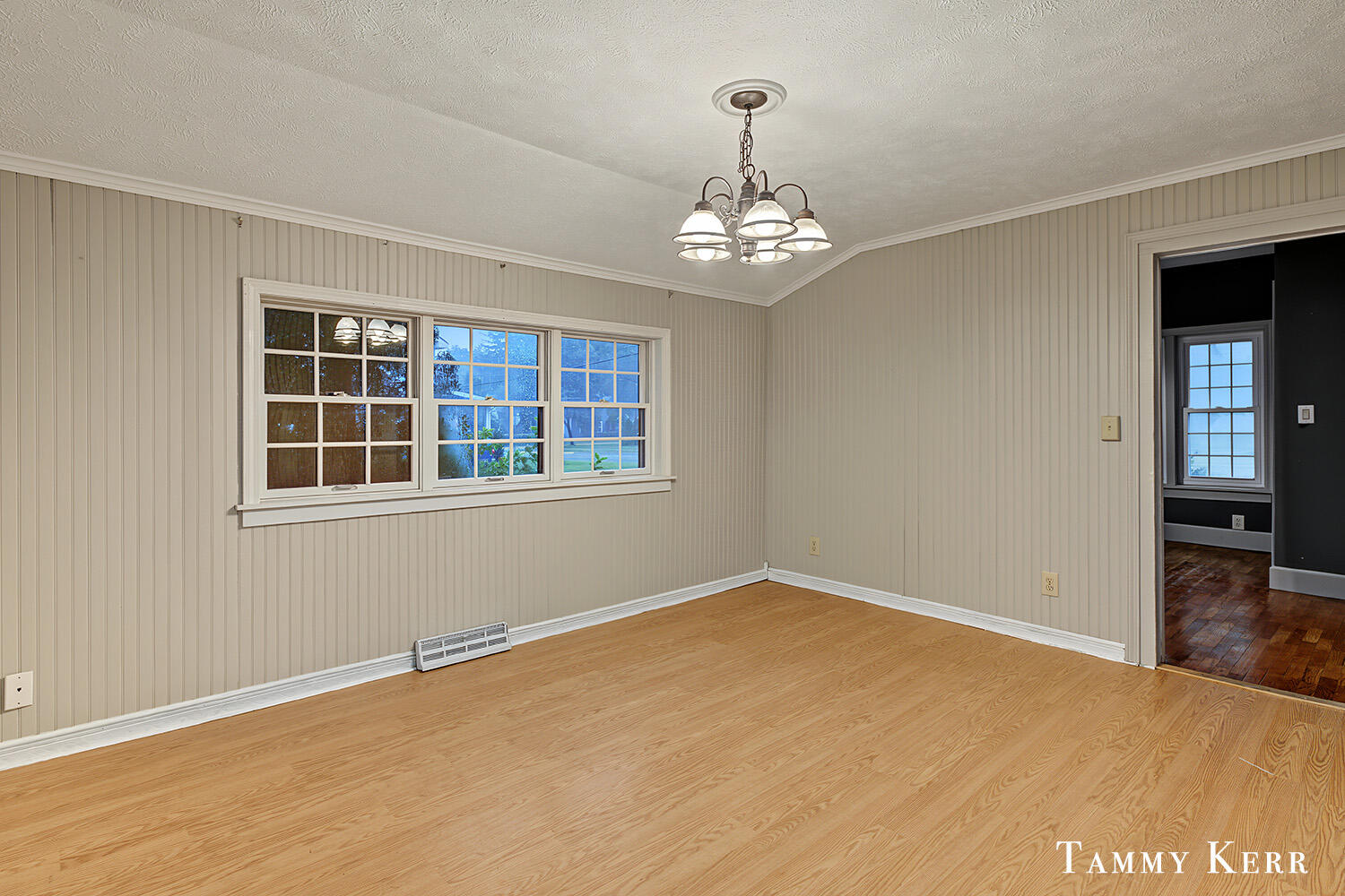 826 Phoenix Street South Haven MI 49090