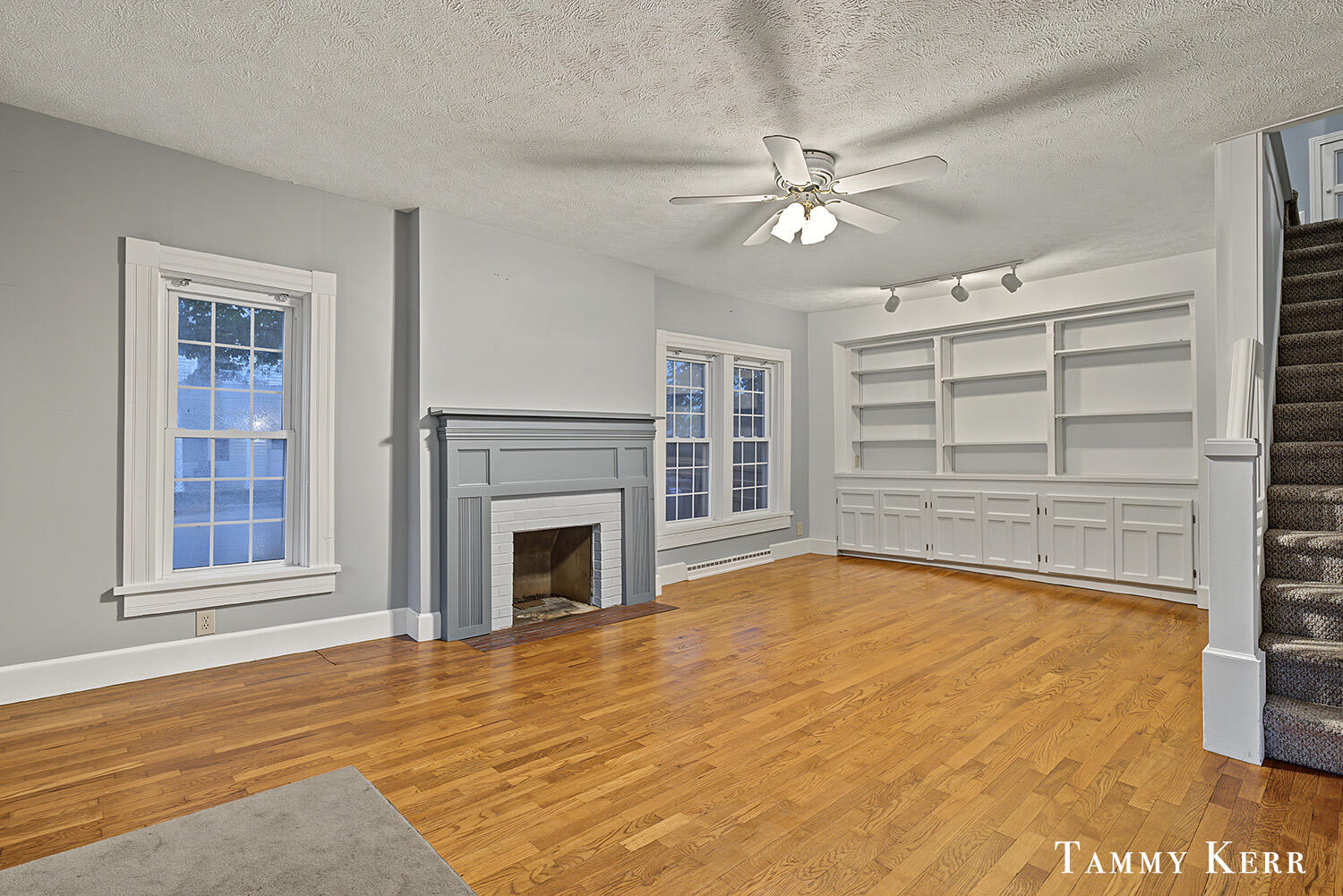 826 Phoenix Street South Haven MI 49090