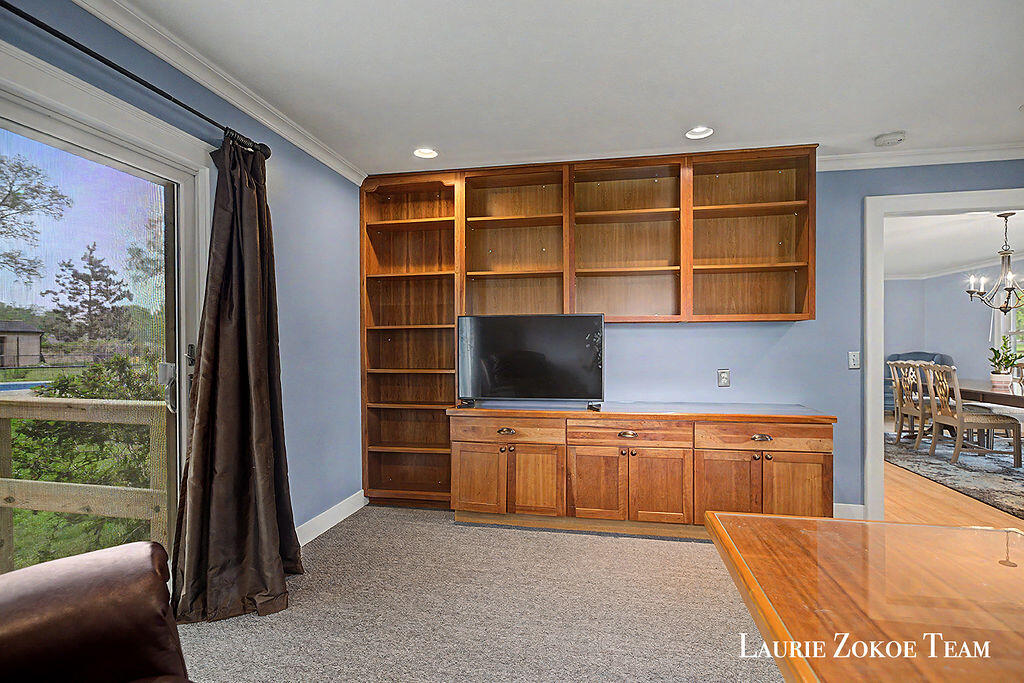 4564 Fenwood Street SW Grand Rapids MI 49534