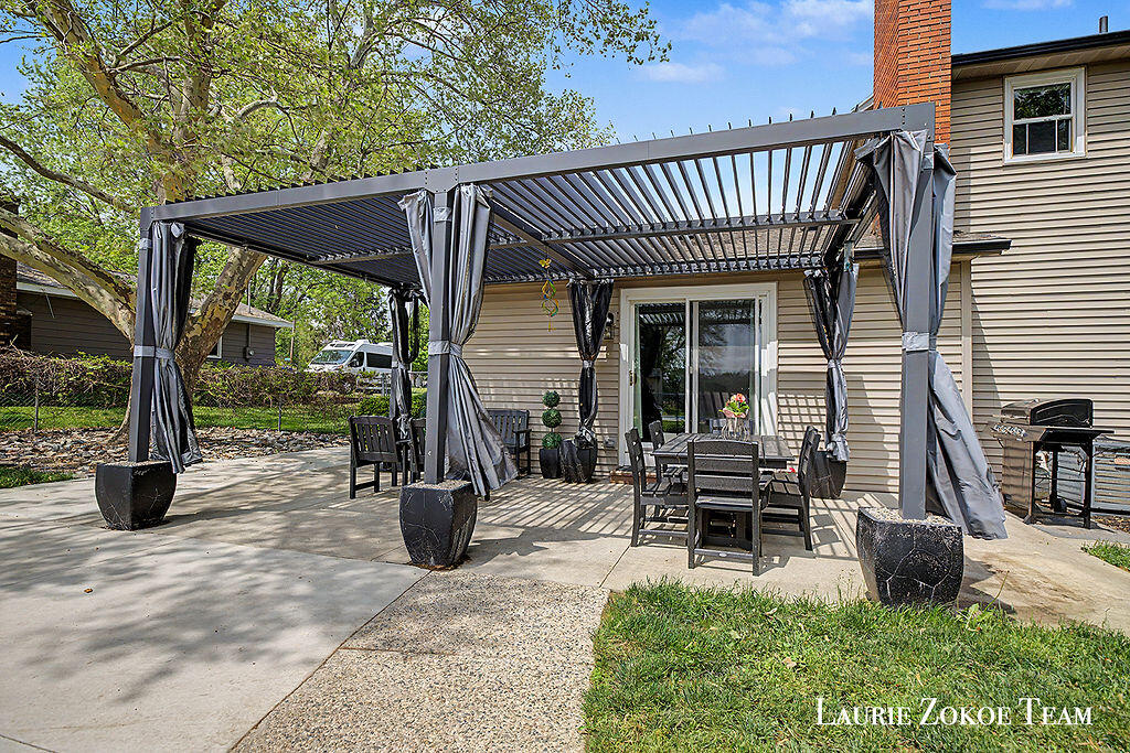4564 Fenwood Street SW Grand Rapids MI 49534