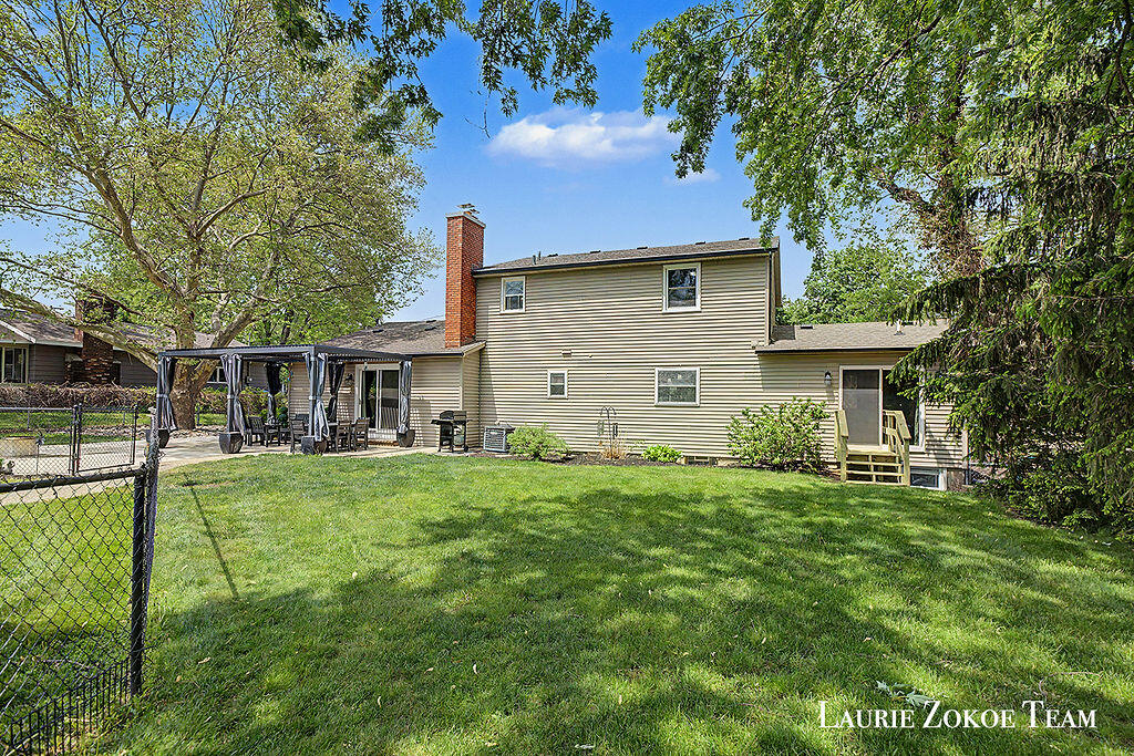4564 Fenwood Street SW Grand Rapids MI 49534