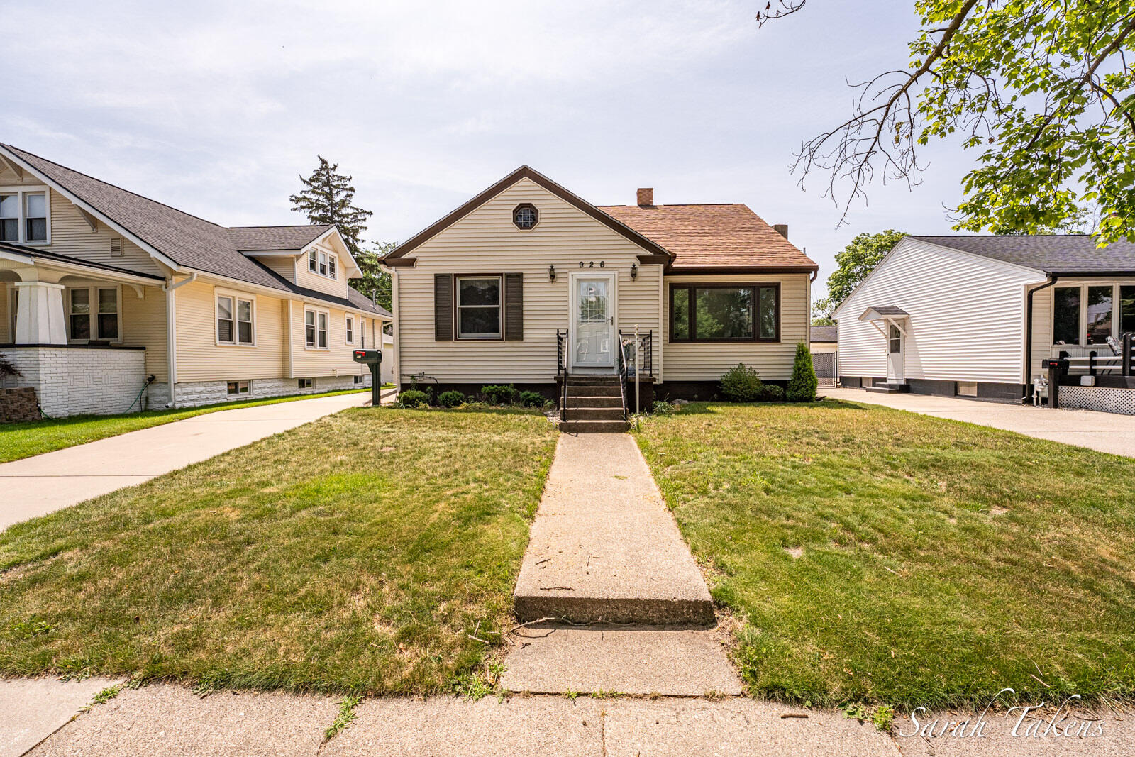 926 Franklin Avenue Grand Haven MI 49417