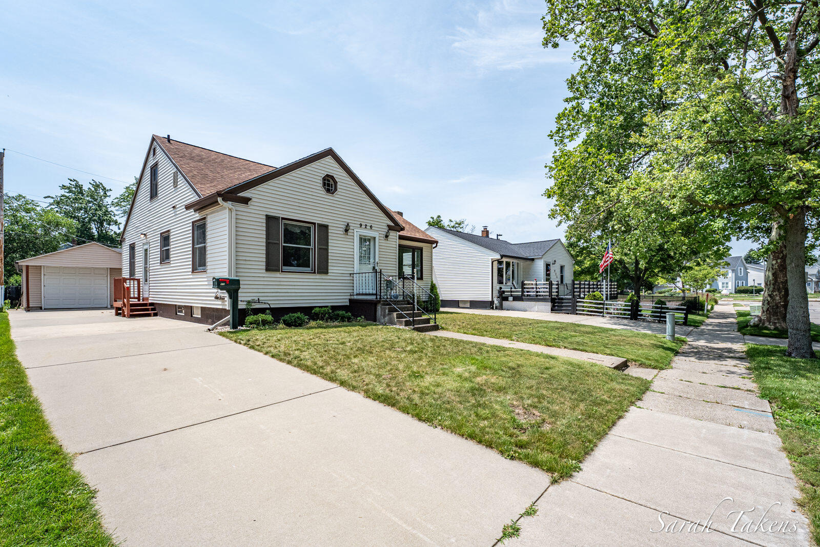 926 Franklin Avenue Grand Haven MI 49417