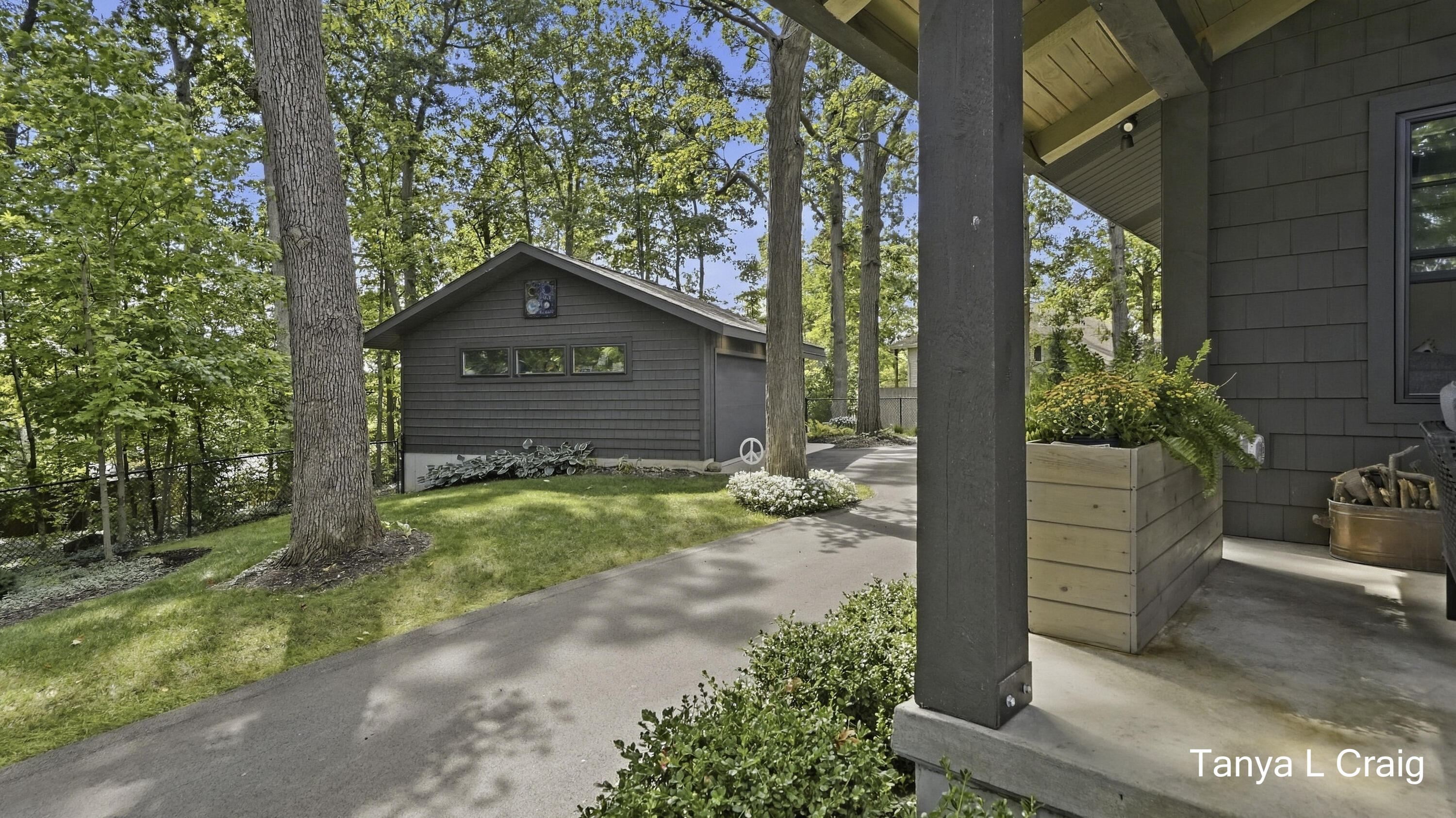 3652 Reeds Lake Boulevard SE Grand Rapids MI 49506