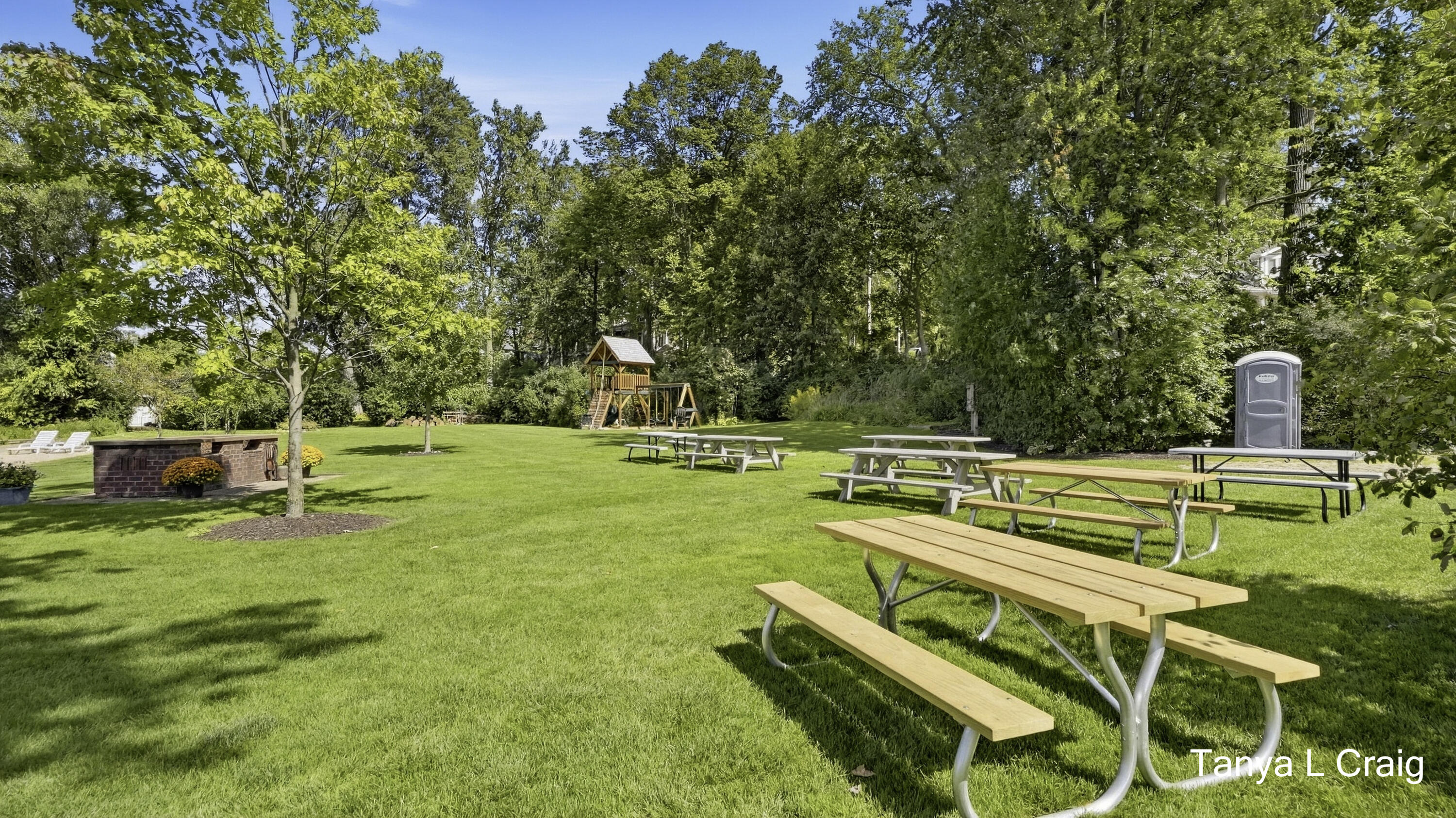 3652 Reeds Lake Boulevard SE Grand Rapids MI 49506