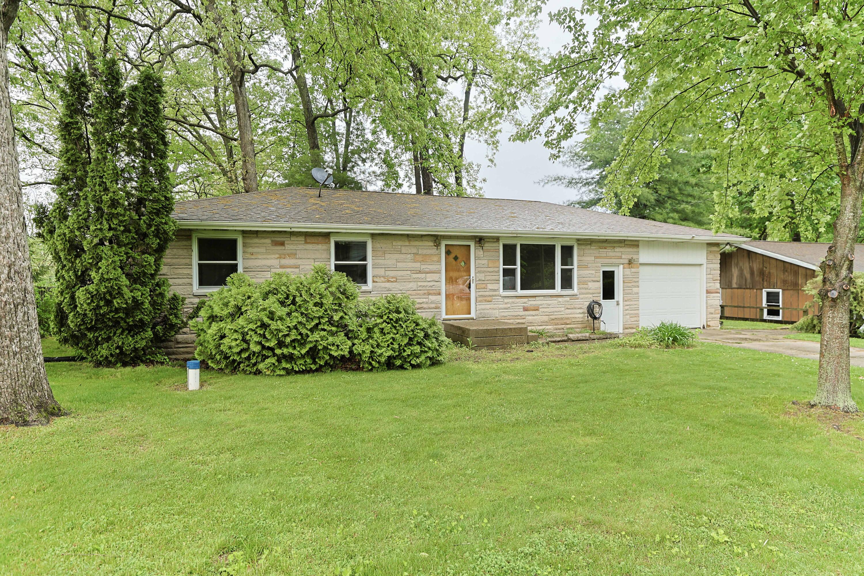 2517 Heath Drive Niles MI 49120