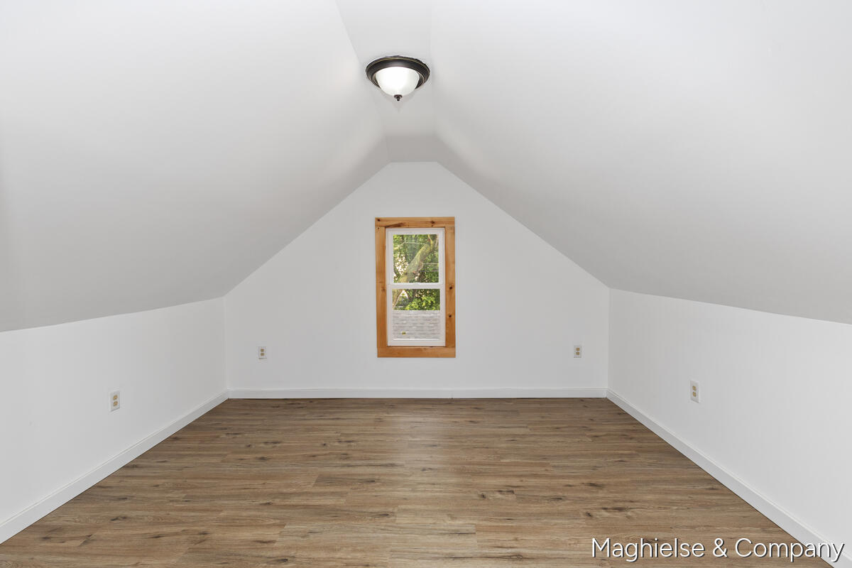 1106 Alpine Avenue NW Grand Rapids MI 49504
