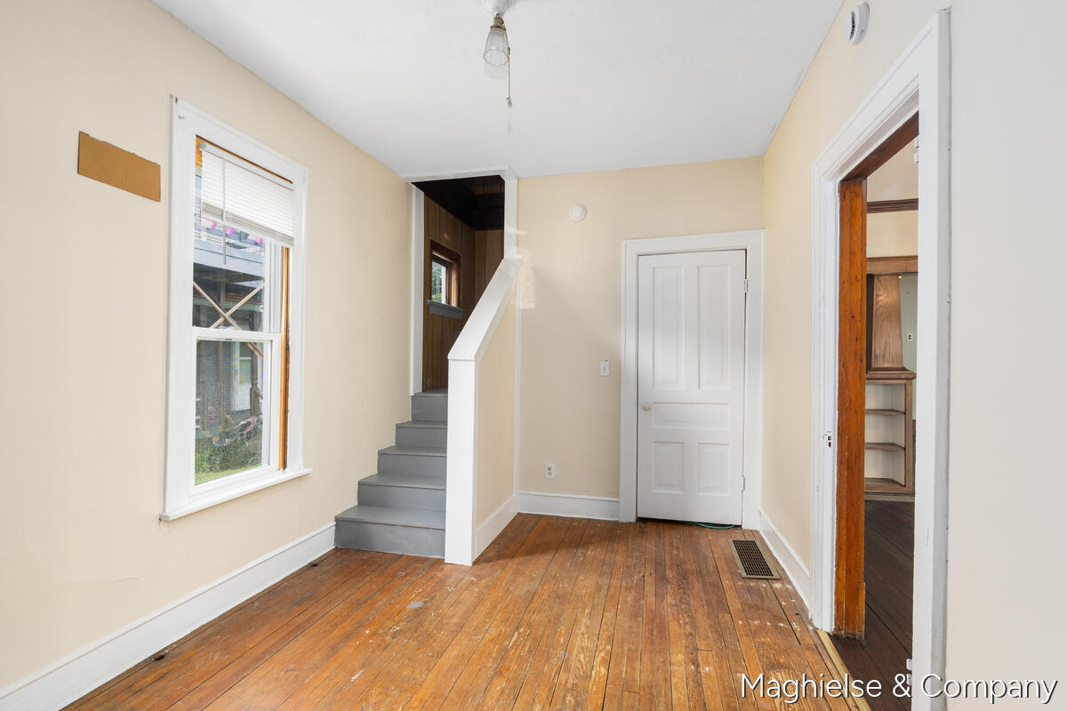1106 Alpine Avenue NW Grand Rapids MI 49504