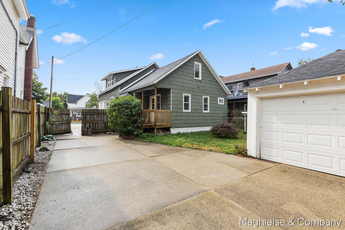 1106 Alpine Avenue NW Grand Rapids MI 49504