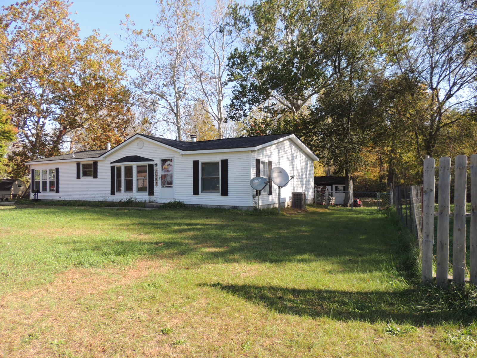 2507 Beach Court Allegan MI 49010
