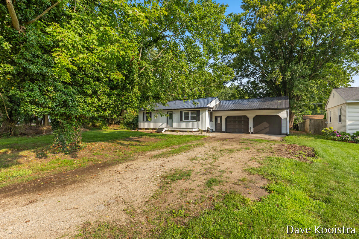 1769 Perry Street Holland MI 49424