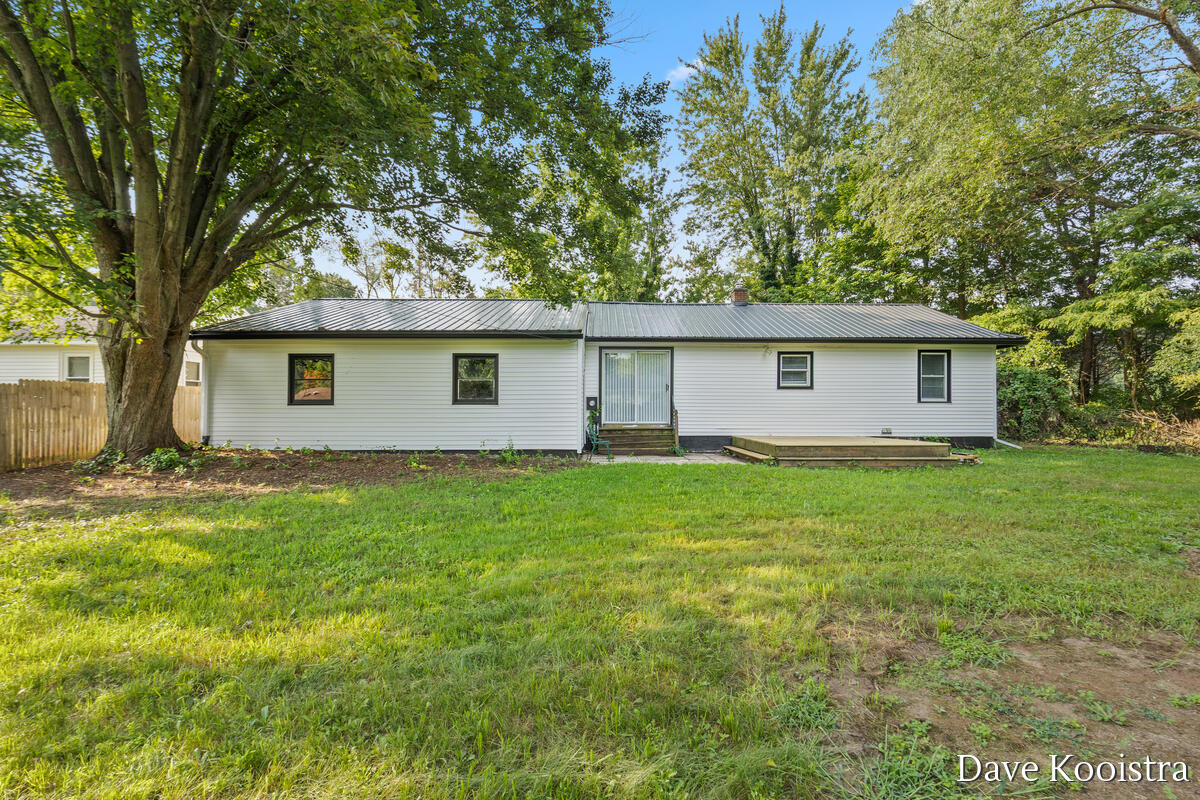 1769 Perry Street Holland MI 49424