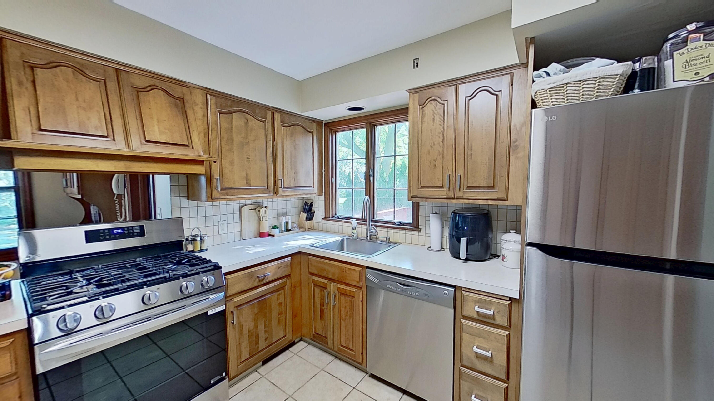 1731 Clearbrook Street SE Grand Rapids MI 49508