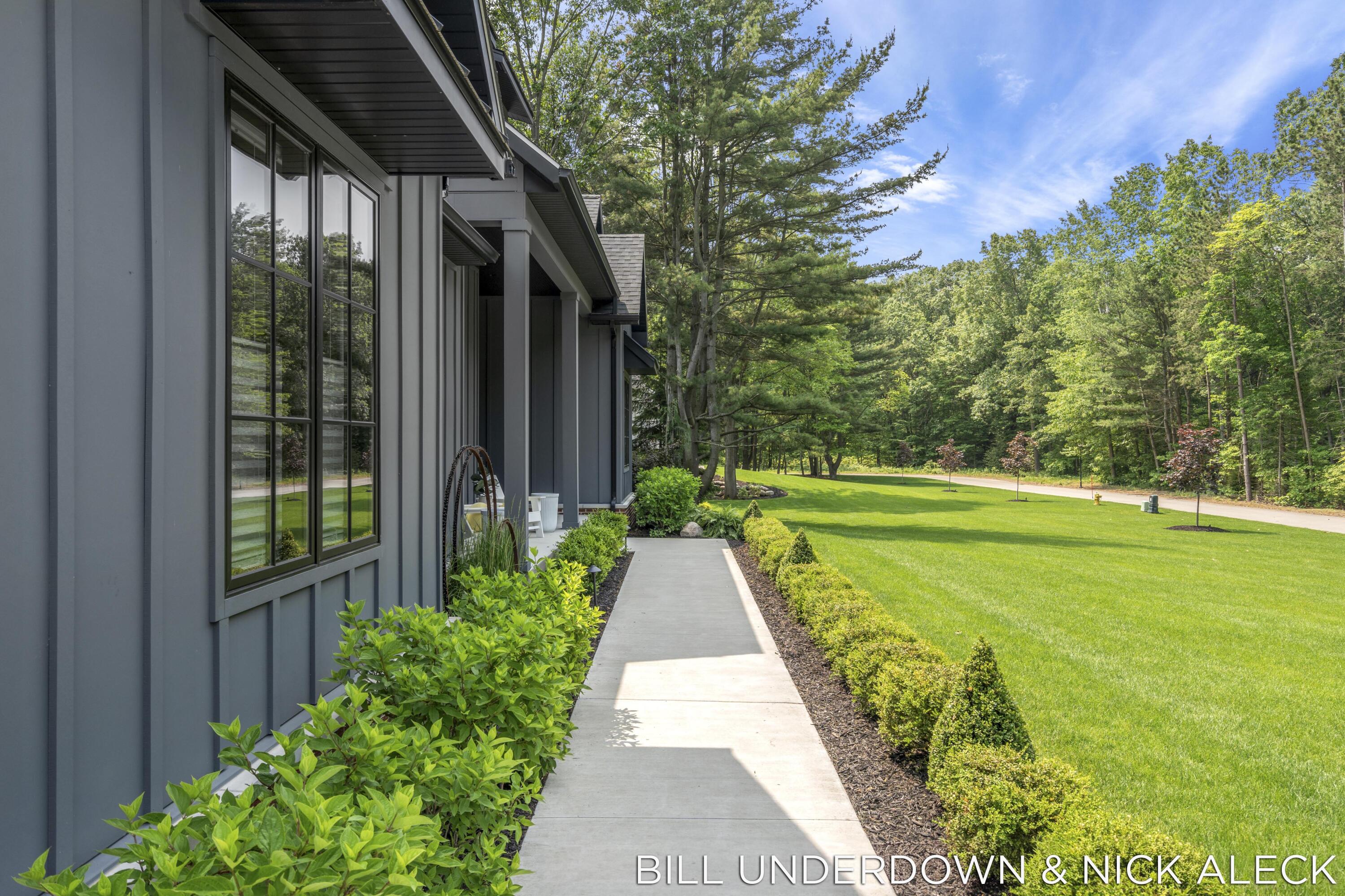 3341 Gaslight Lane Saugatuck MI 49453
