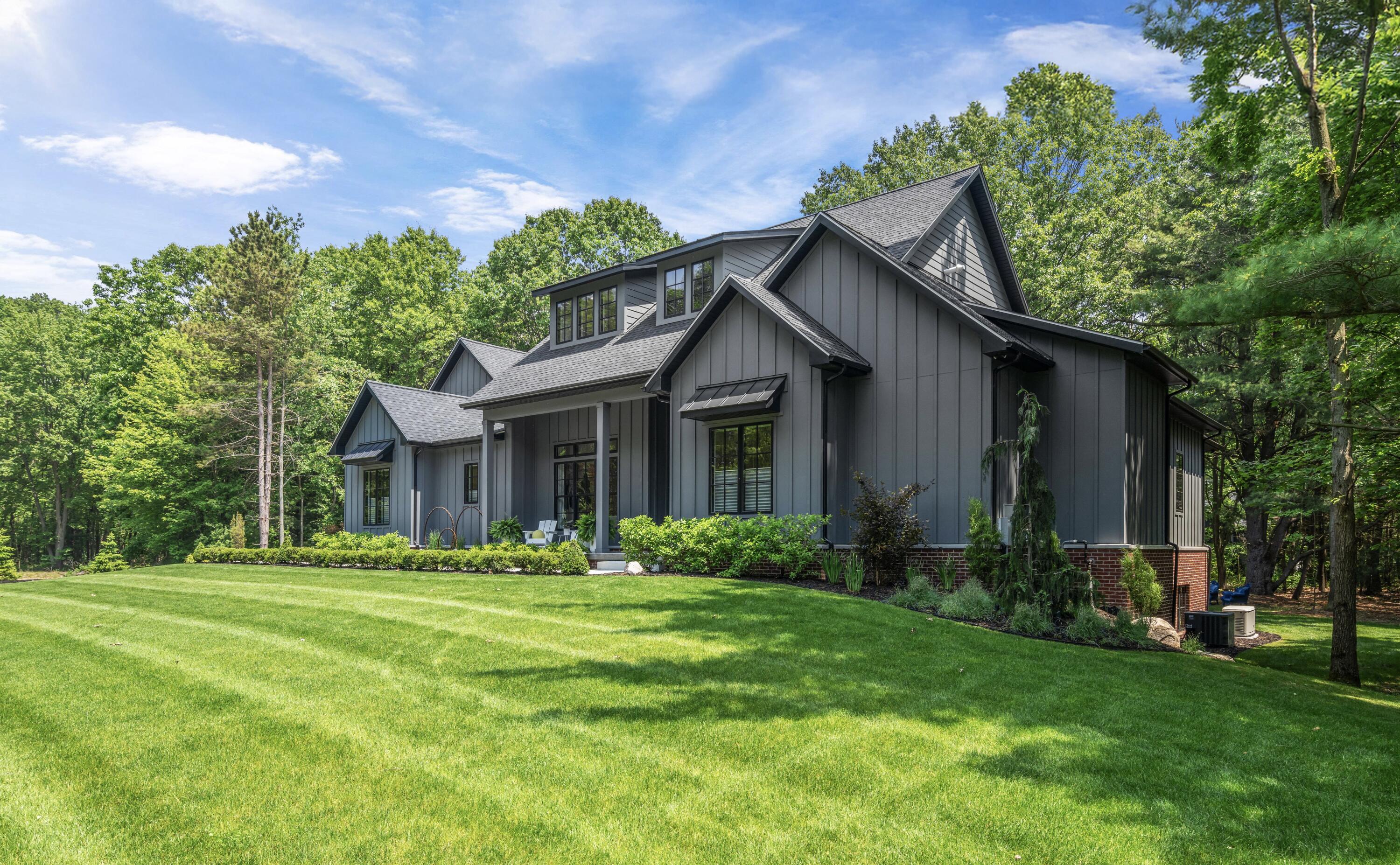 3341 Gaslight Lane Saugatuck MI 49453