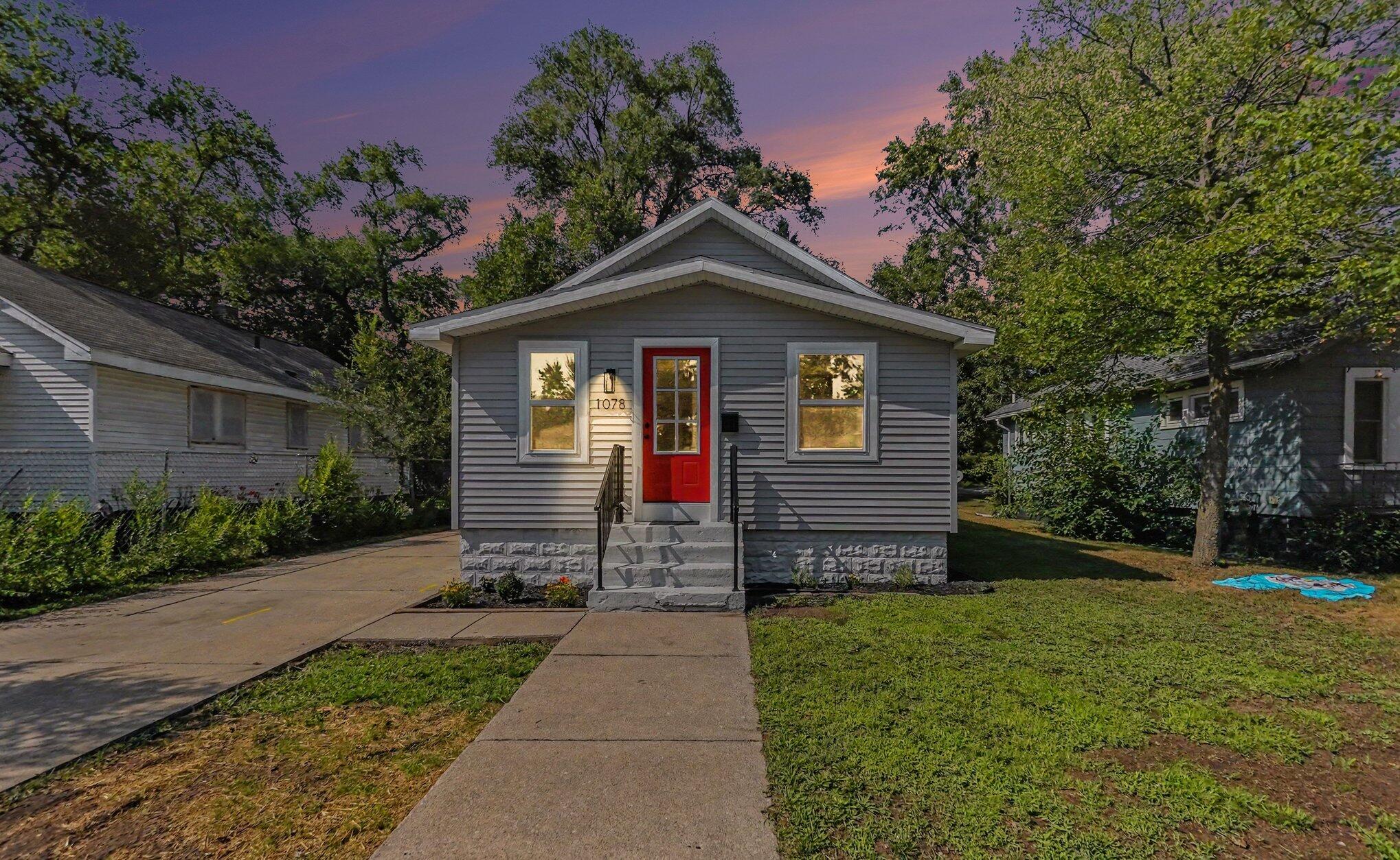 1078 Aurora Avenue Muskegon MI 49442