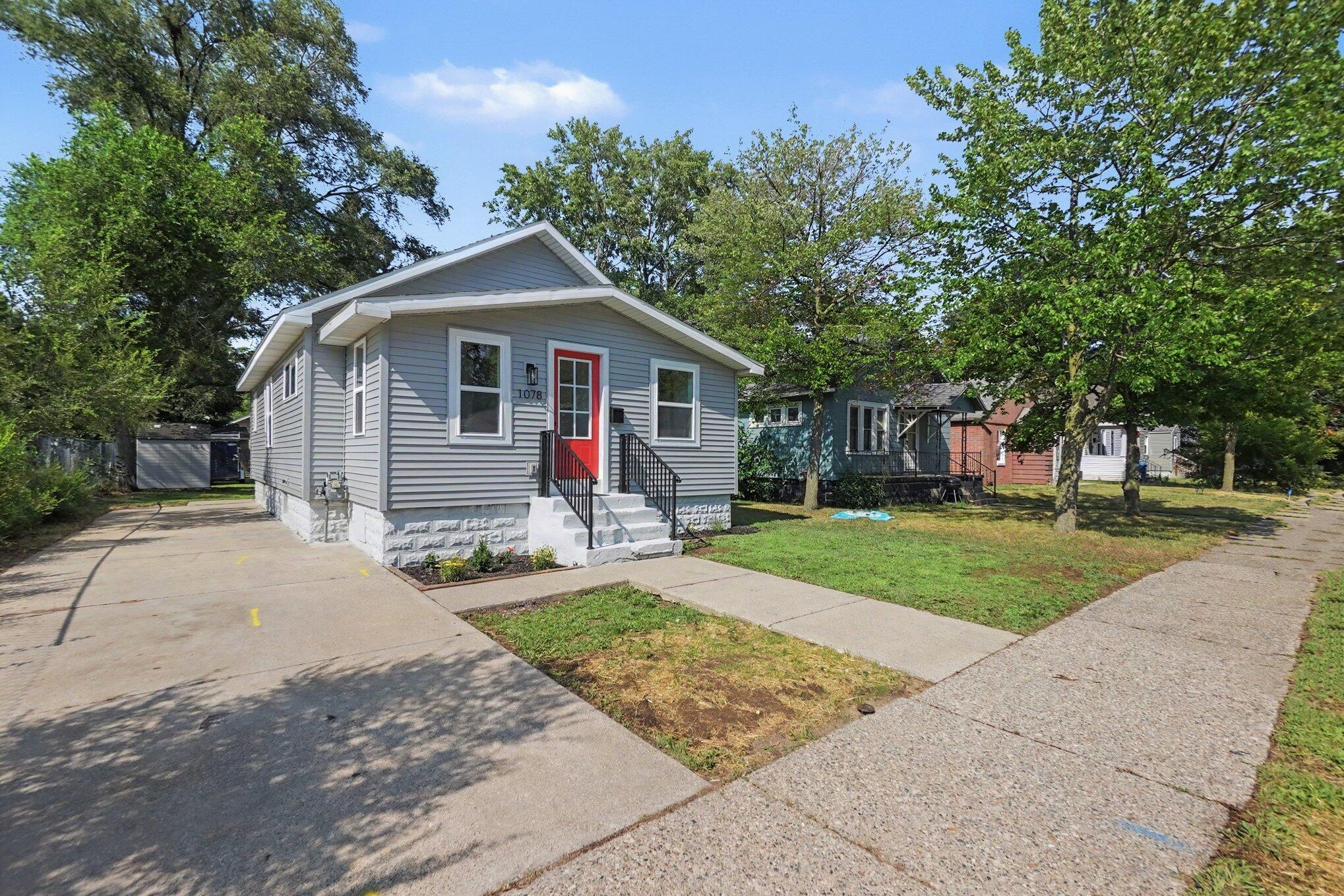 1078 Aurora Avenue Muskegon MI 49442