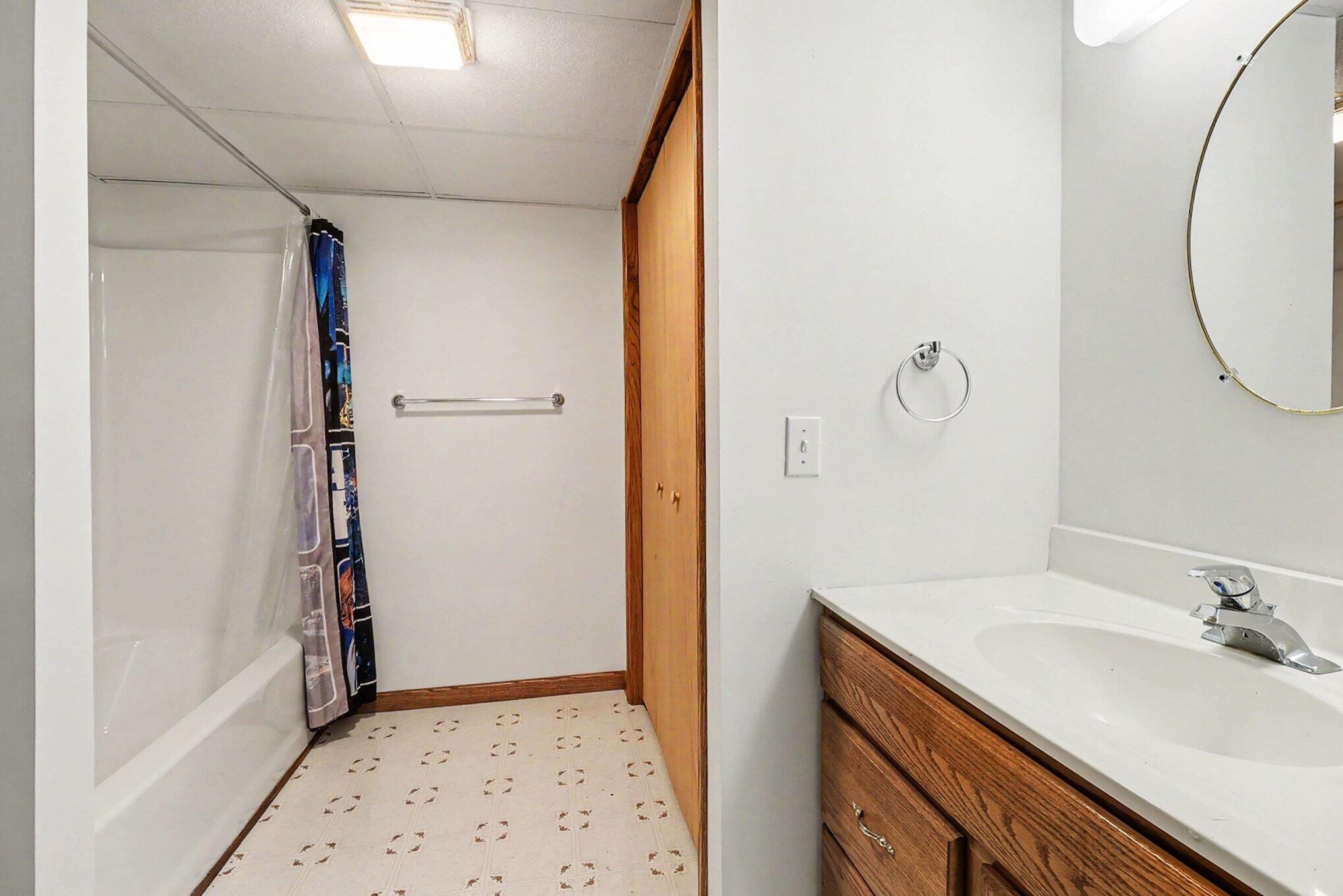 1918 Eisenhower Lane Ludington MI 49431