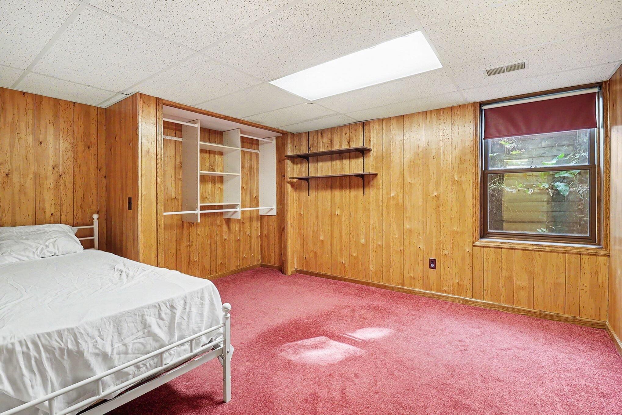 1918 Eisenhower Lane Ludington MI 49431