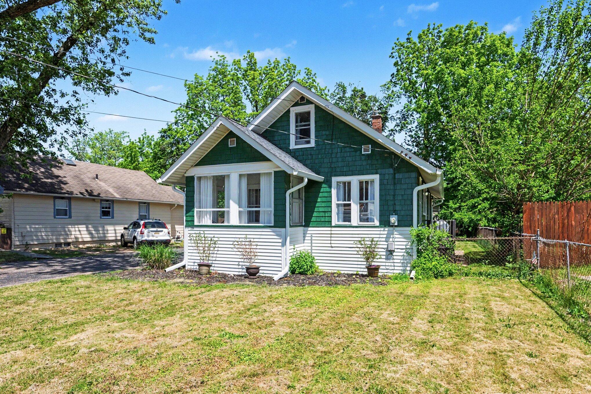 Kalamazoo MI, 204 Nelson Avenue