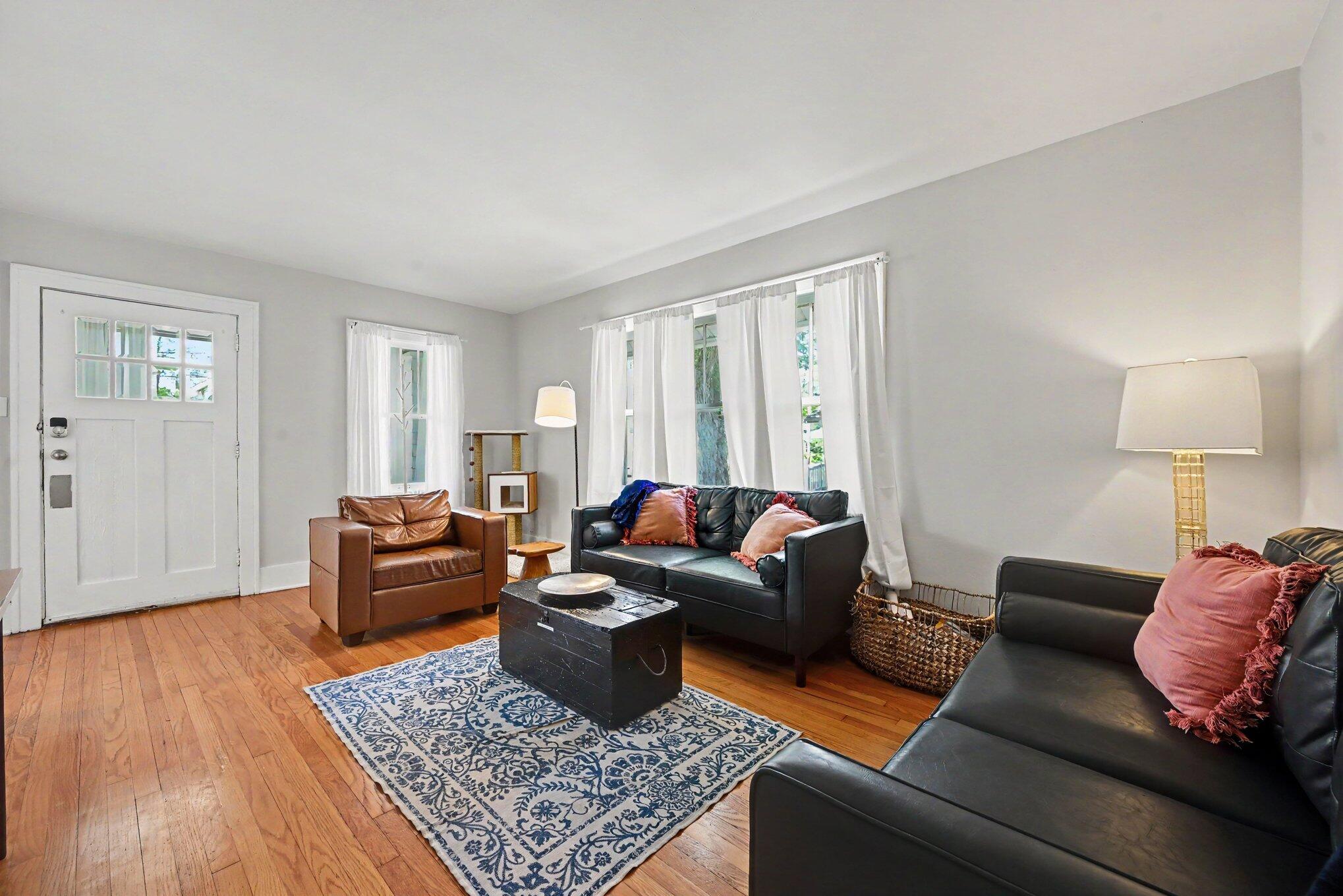 204 Nelson Avenue Kalamazoo MI 49006