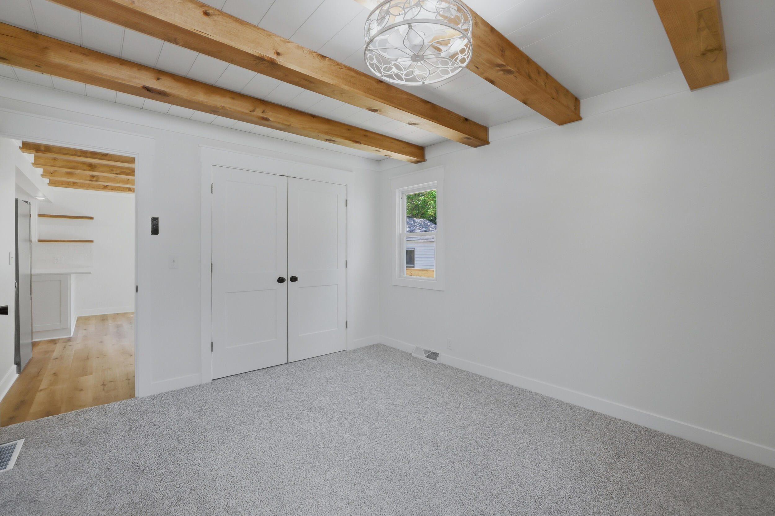 1325 Edith Avenue NE Grand Rapids MI 49505