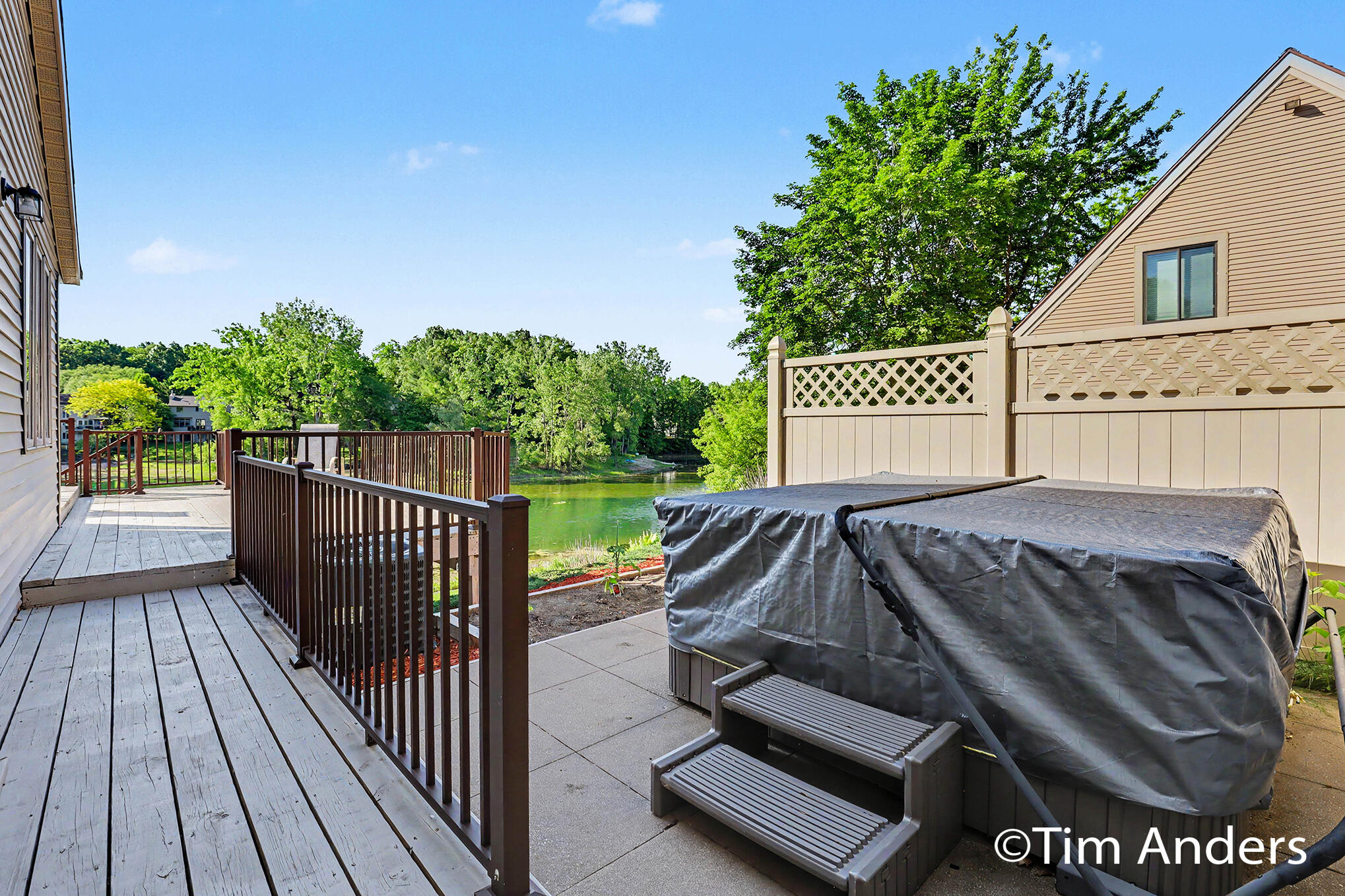 6090 Arroyo Vista Drive NE Rockford MI 49341
