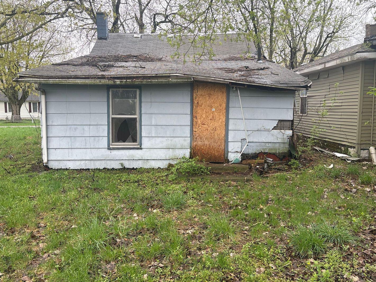 282 Chestnut Street Benton Harbor MI 49022
