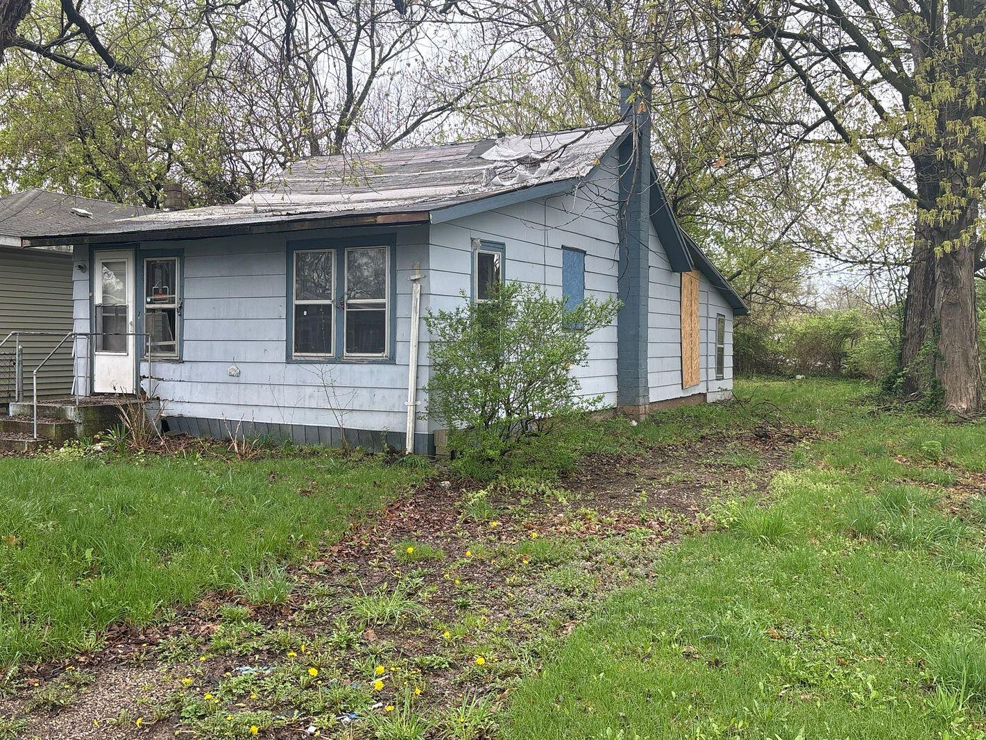 282 Chestnut Street Benton Harbor MI 49022