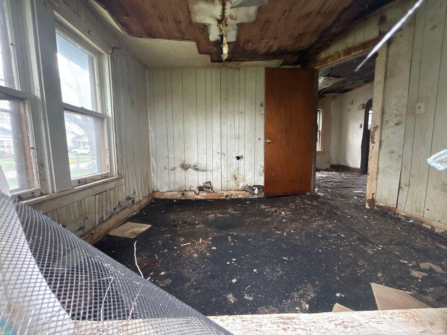 282 Chestnut Street Benton Harbor MI 49022