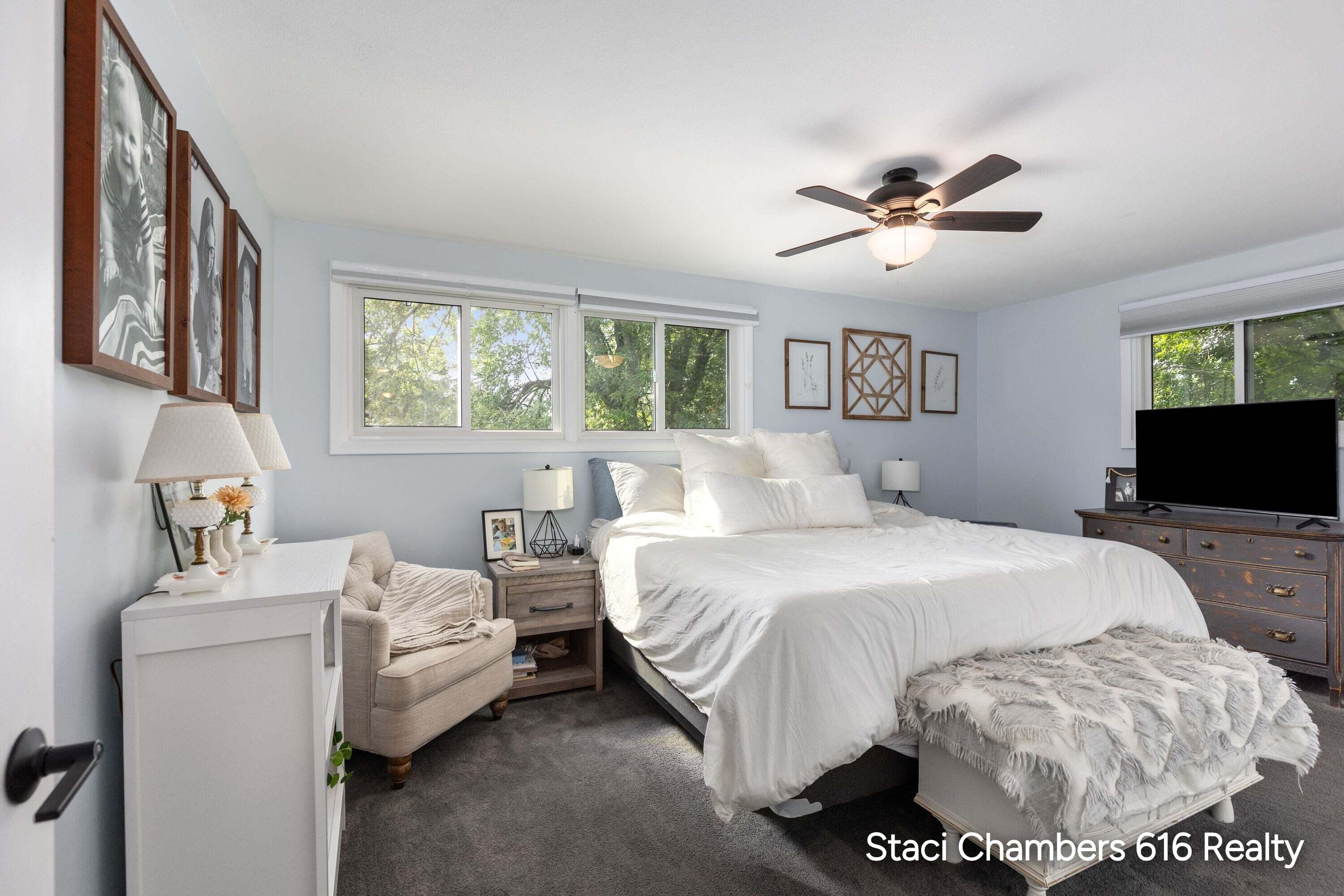 6129 Meadowlark Street NE Rockford MI 49341