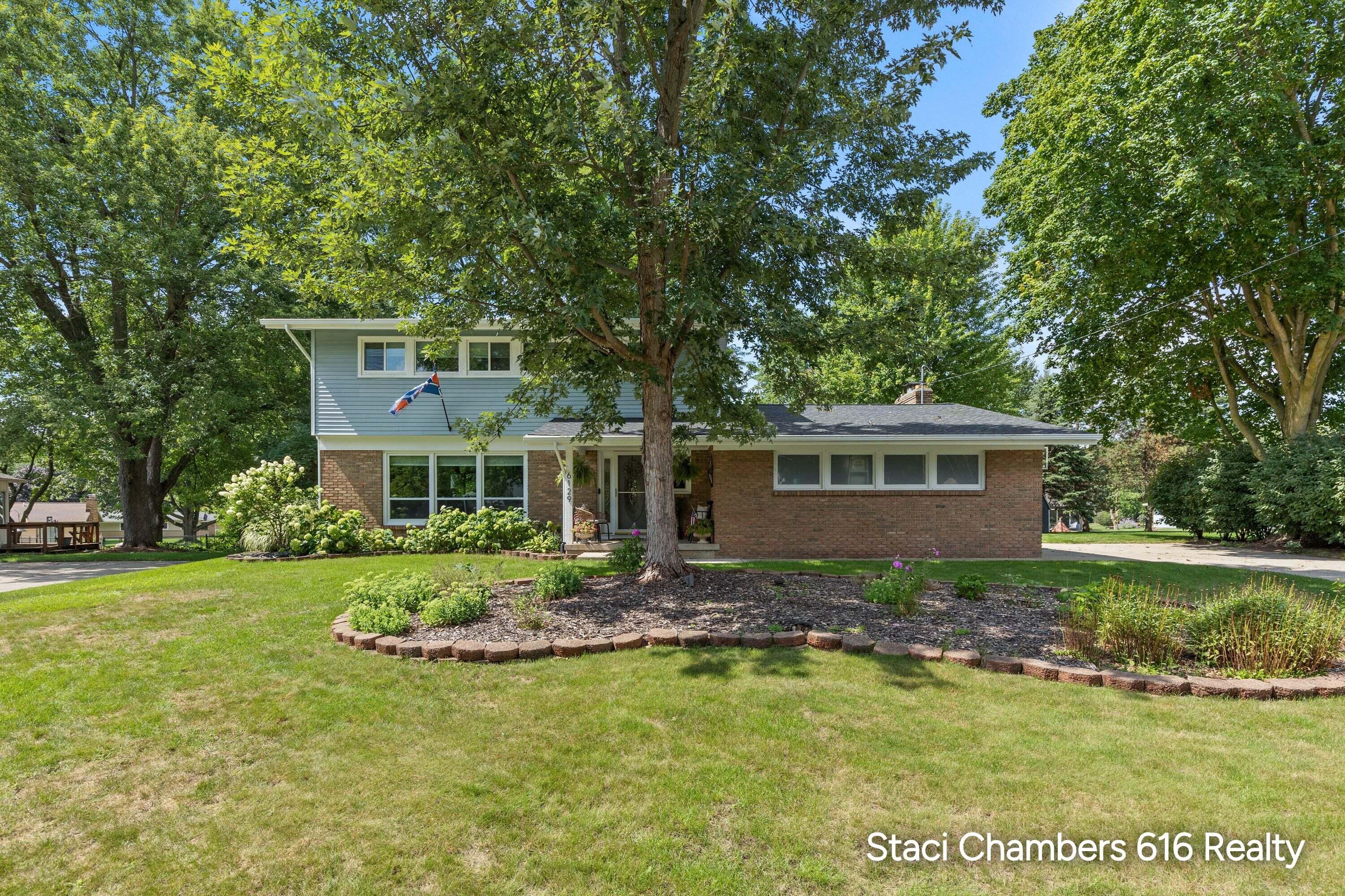 6129 Meadowlark Street NE Rockford MI 49341