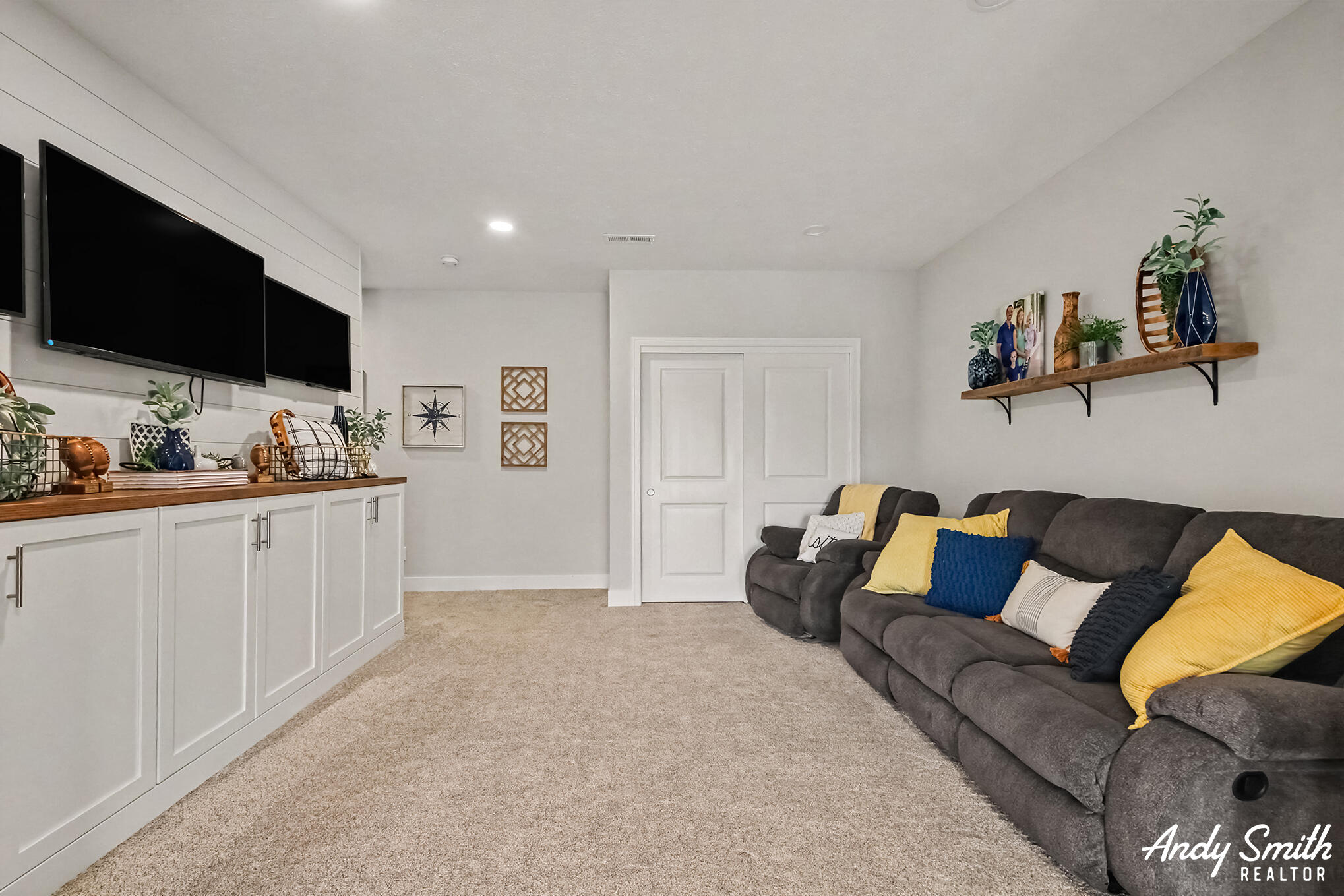 2561 Green Rush Lane Zeeland MI 49464