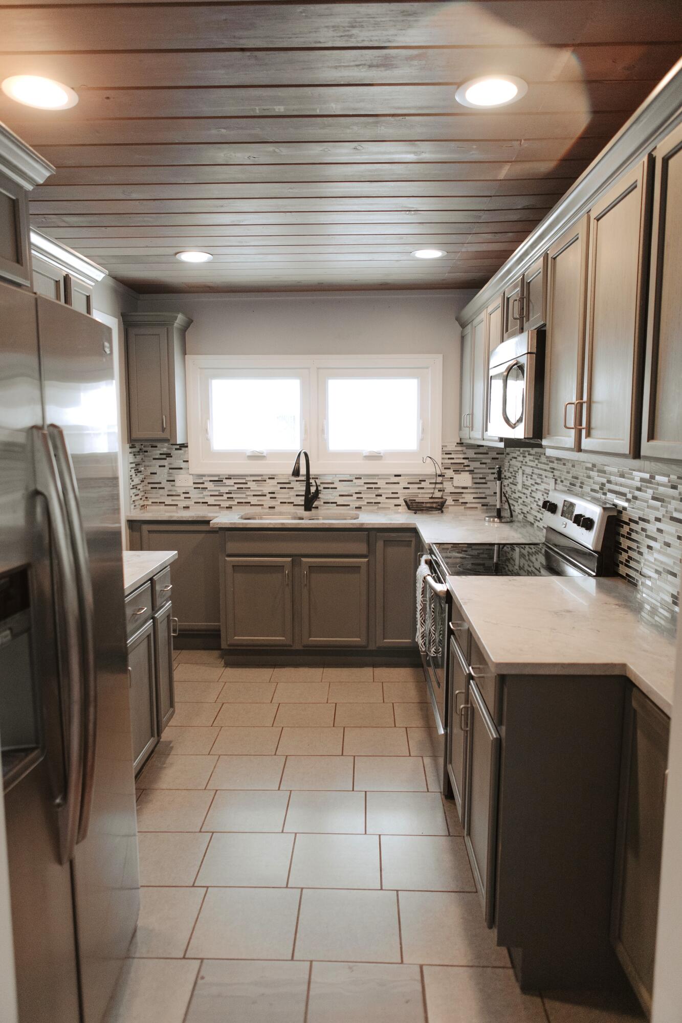 298 W Empire Avenue Benton Harbor MI 49022