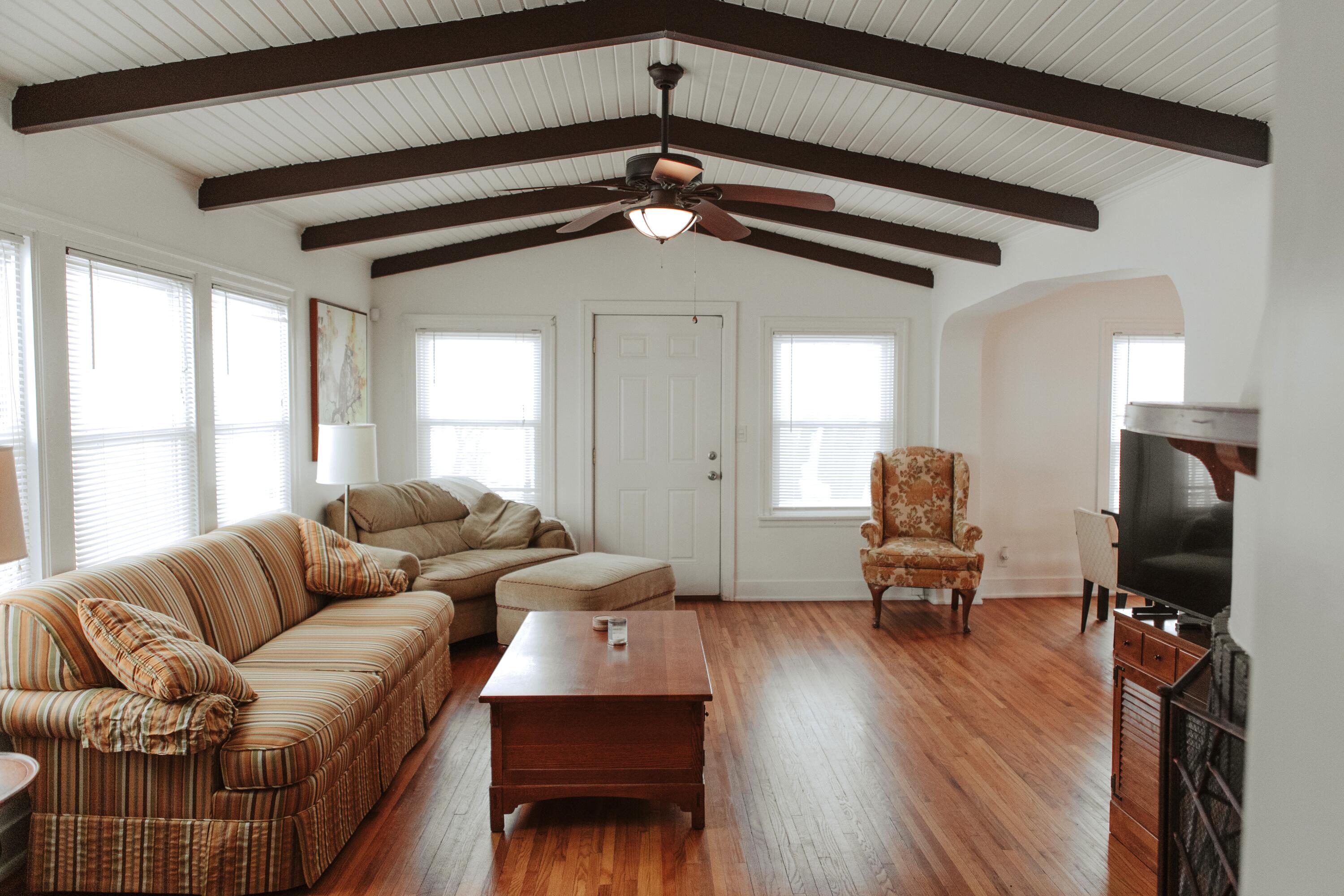 298 W Empire Avenue Benton Harbor MI 49022