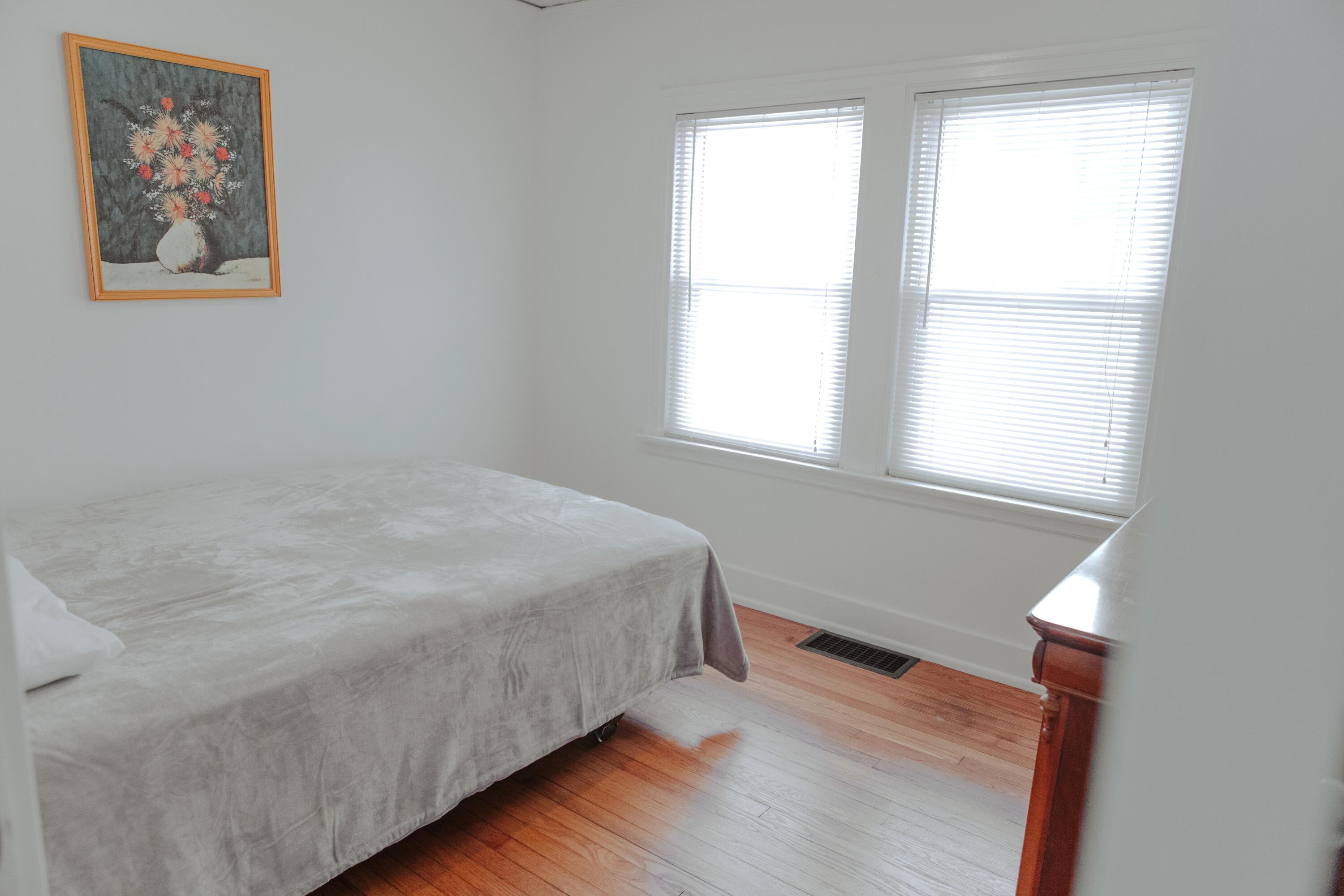 298 W Empire Avenue Benton Harbor MI 49022