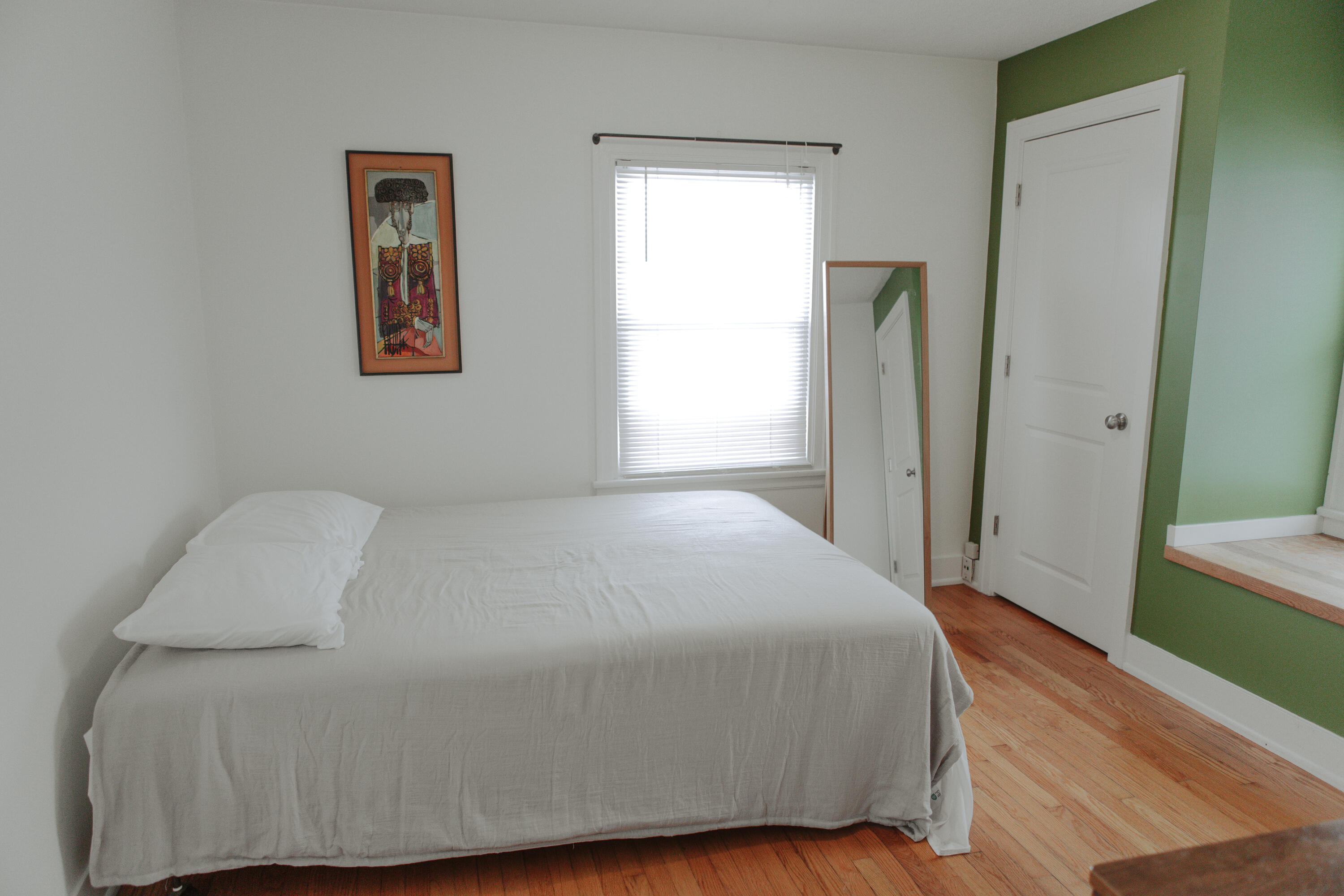 298 W Empire Avenue Benton Harbor MI 49022