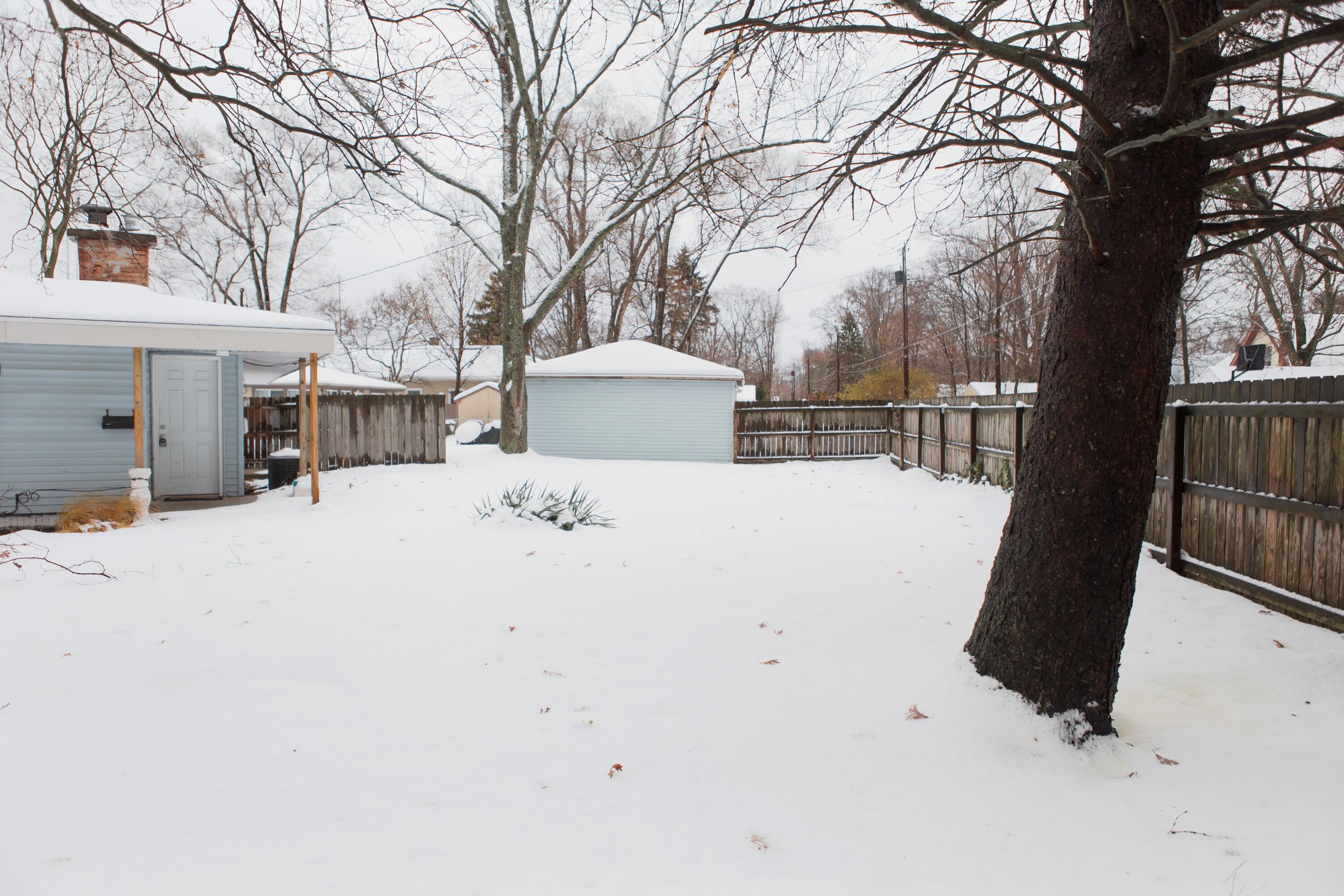 298 W Empire Avenue Benton Harbor MI 49022