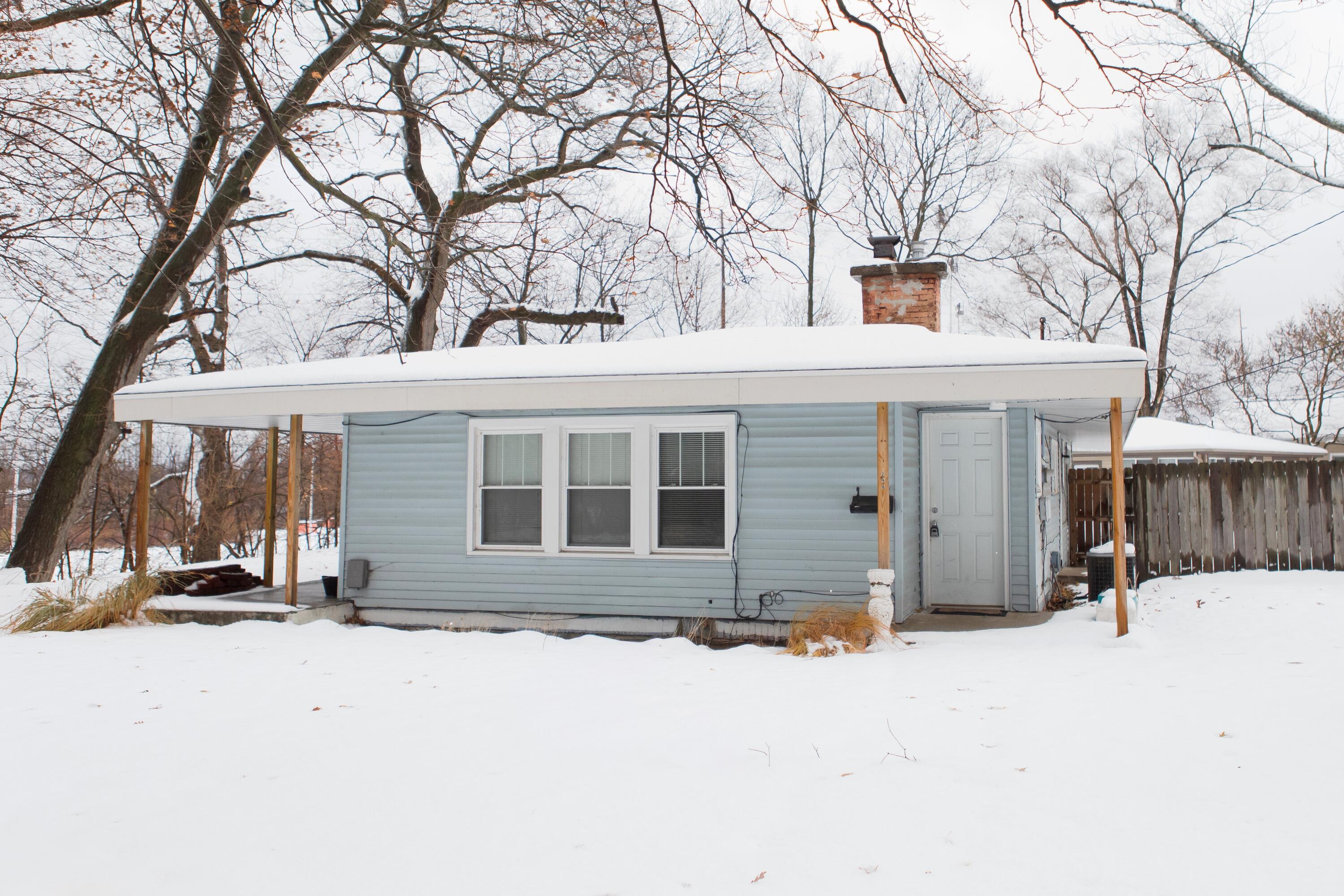 298 W Empire Avenue Benton Harbor MI 49022