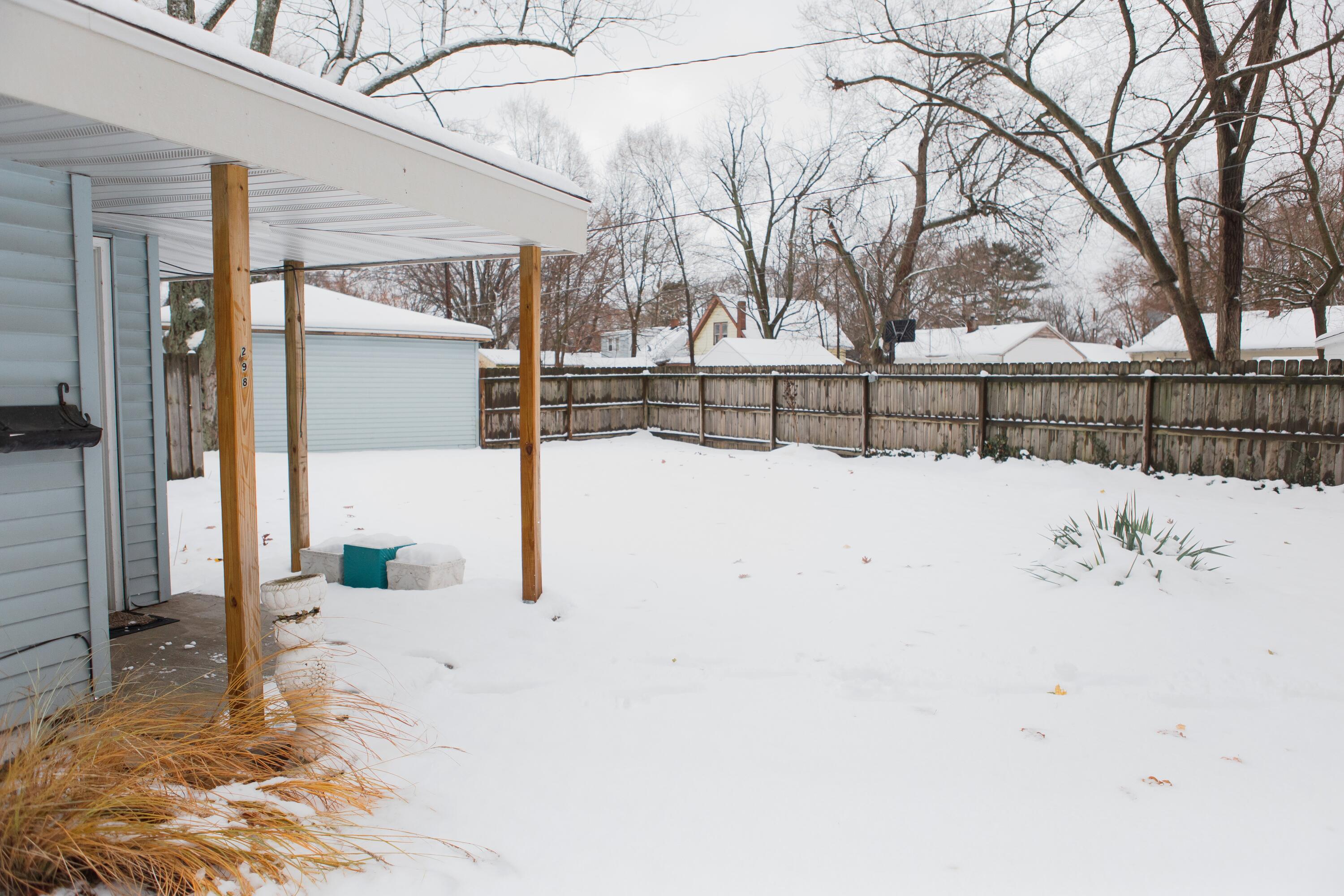 298 W Empire Avenue Benton Harbor MI 49022