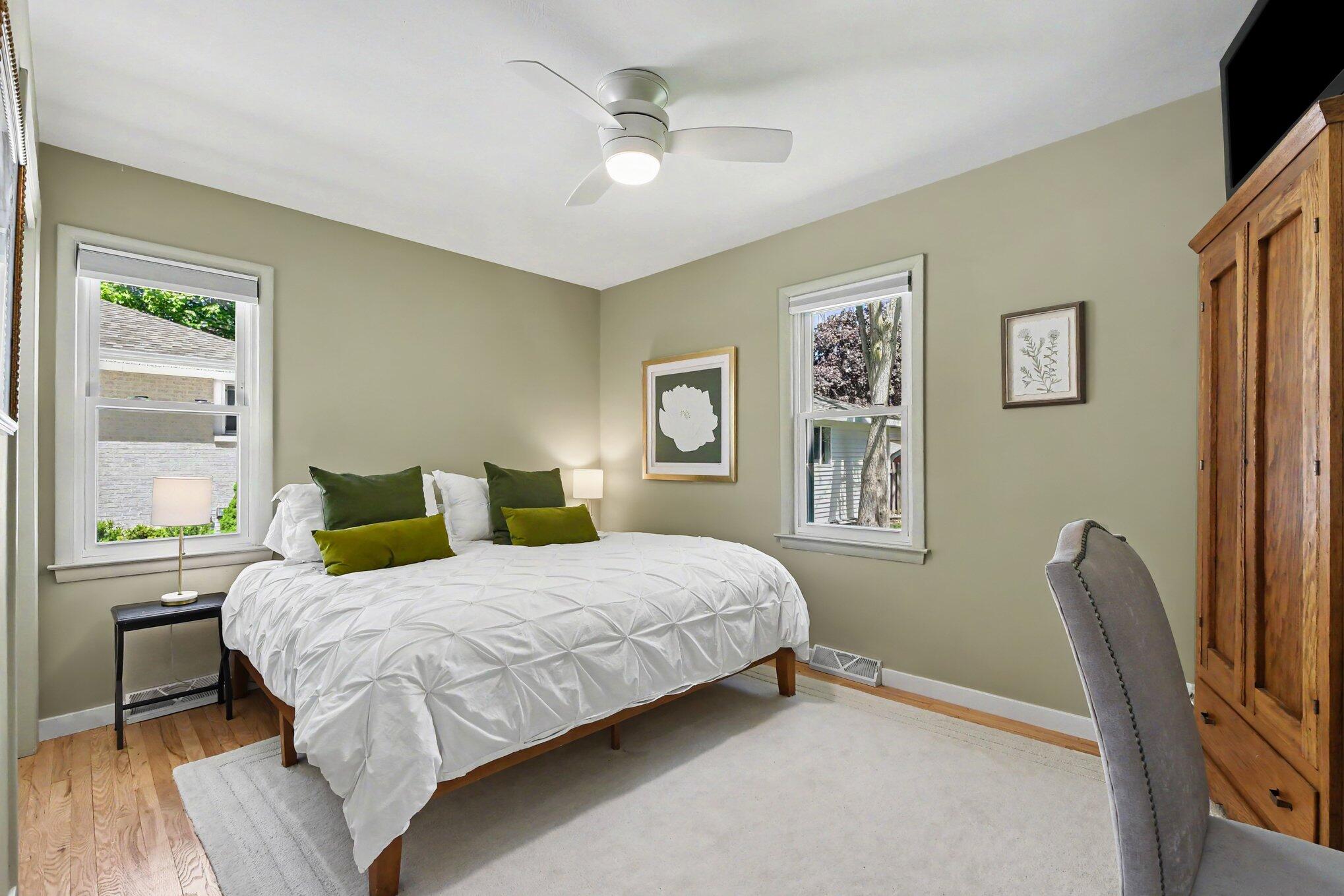 1826 Woodcliff Avenue SE Grand Rapids MI 49506
