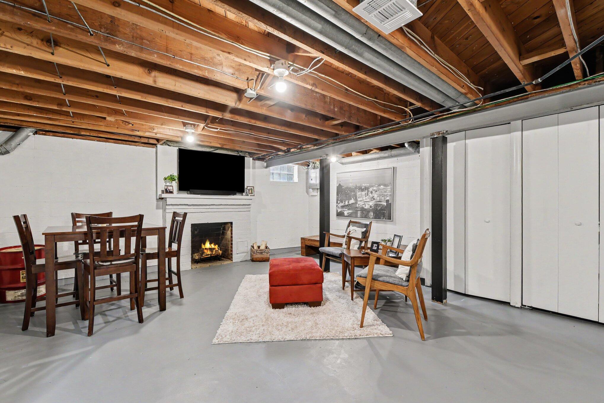 1826 Woodcliff Avenue SE Grand Rapids MI 49506